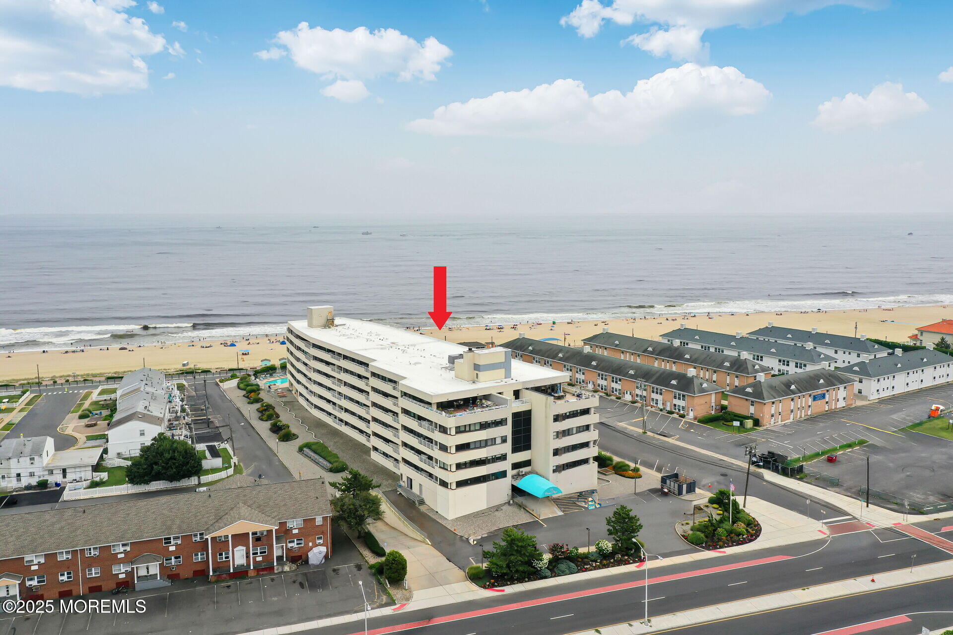 525 Ocean Boulevard, 206