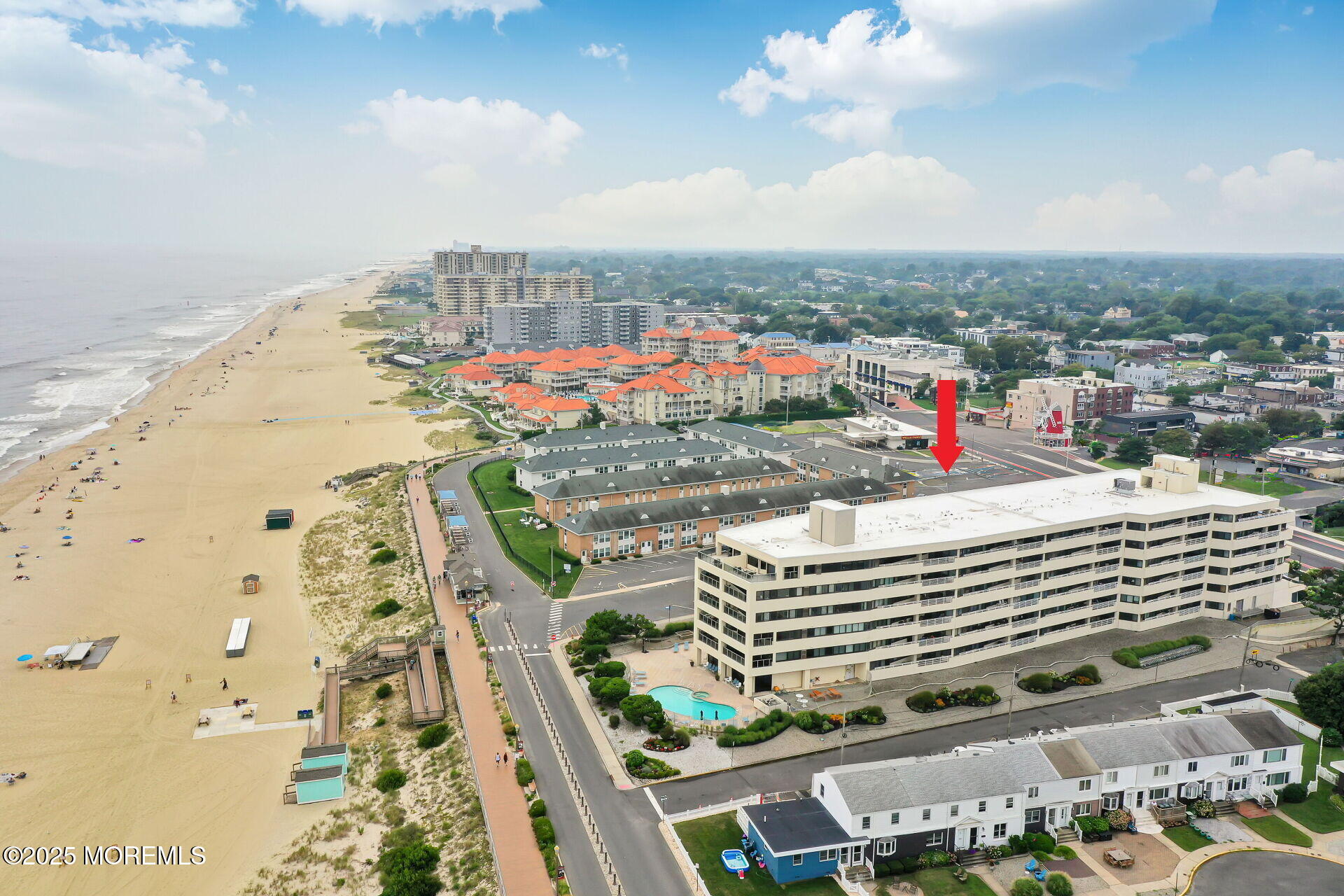 525 Ocean Boulevard, 206