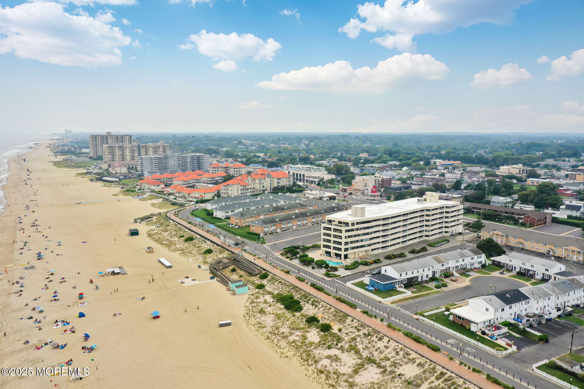 525 Ocean Boulevard, 206