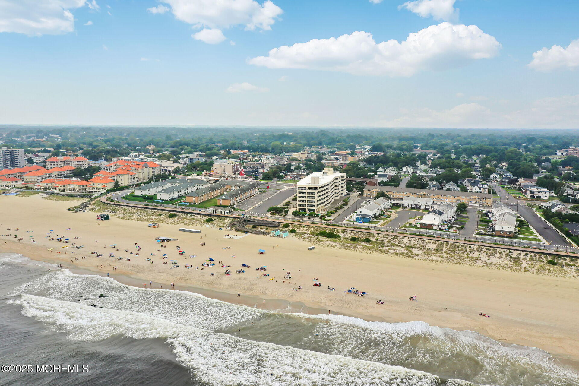 525 Ocean Boulevard, 206