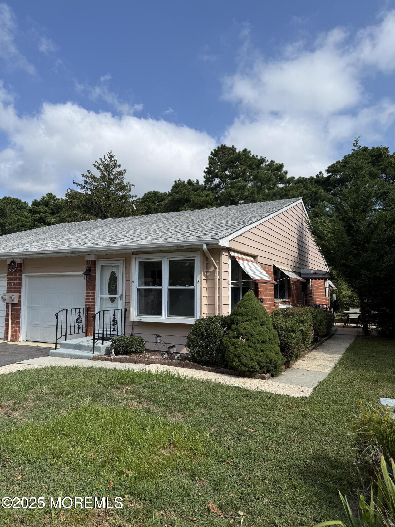 51 Independence Parkway, B