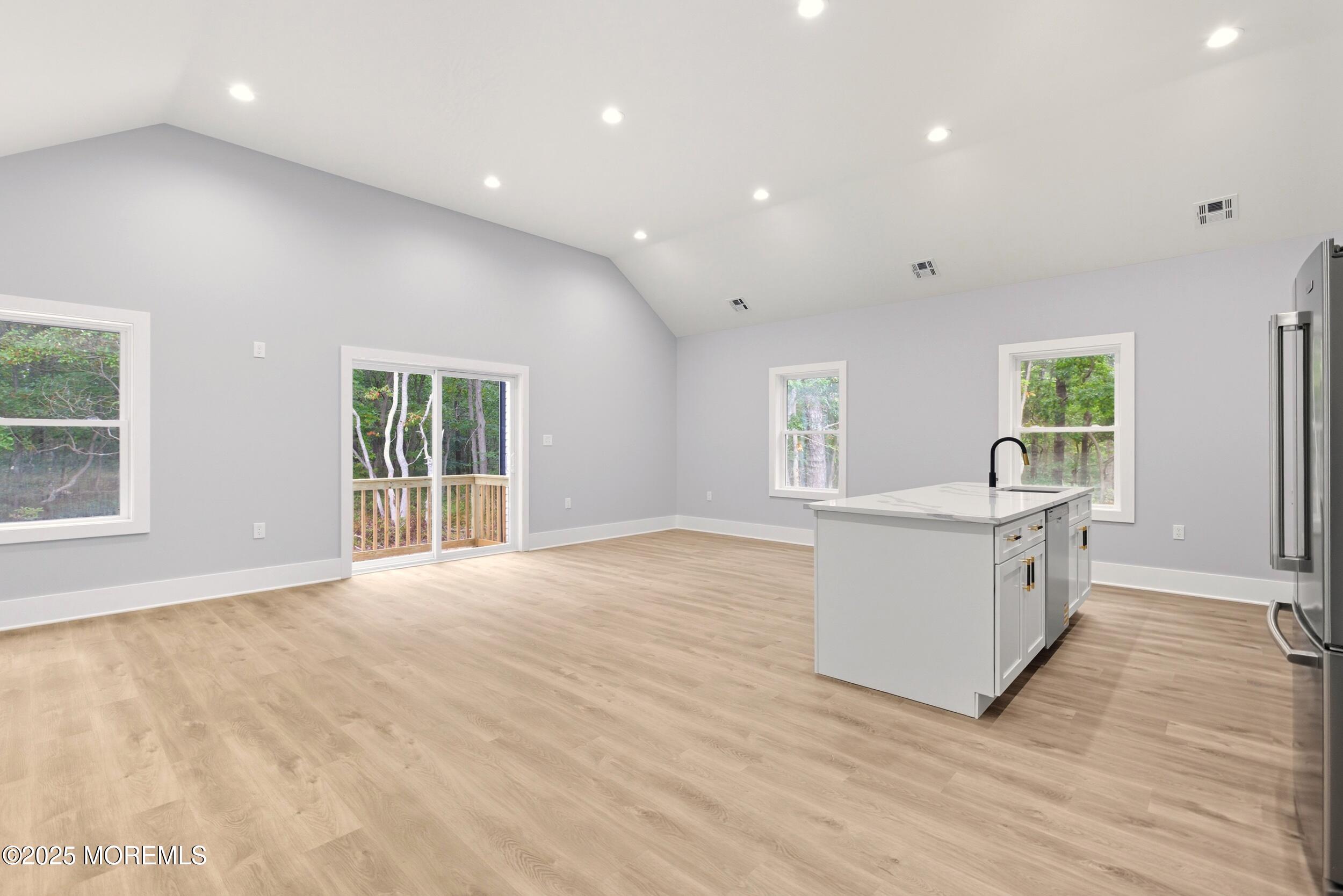 724 Sunset Road