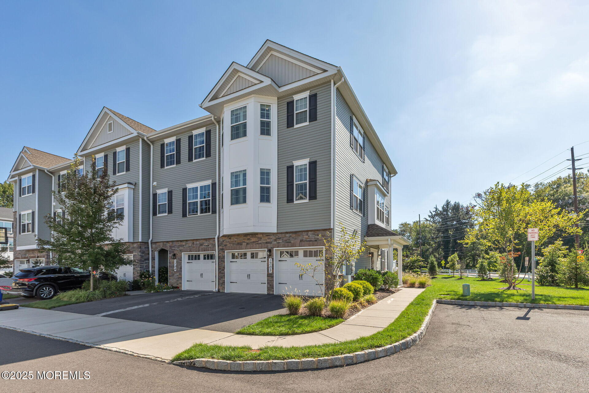 1705 Evans Lane