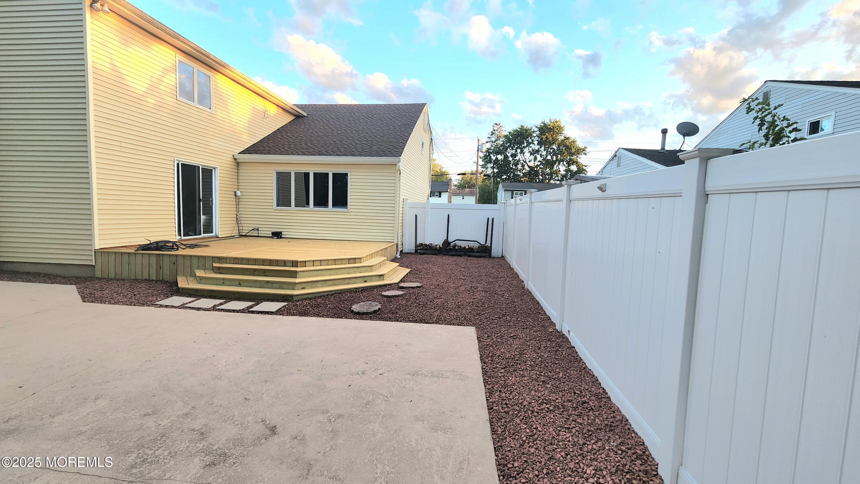 34 Hemlock Street