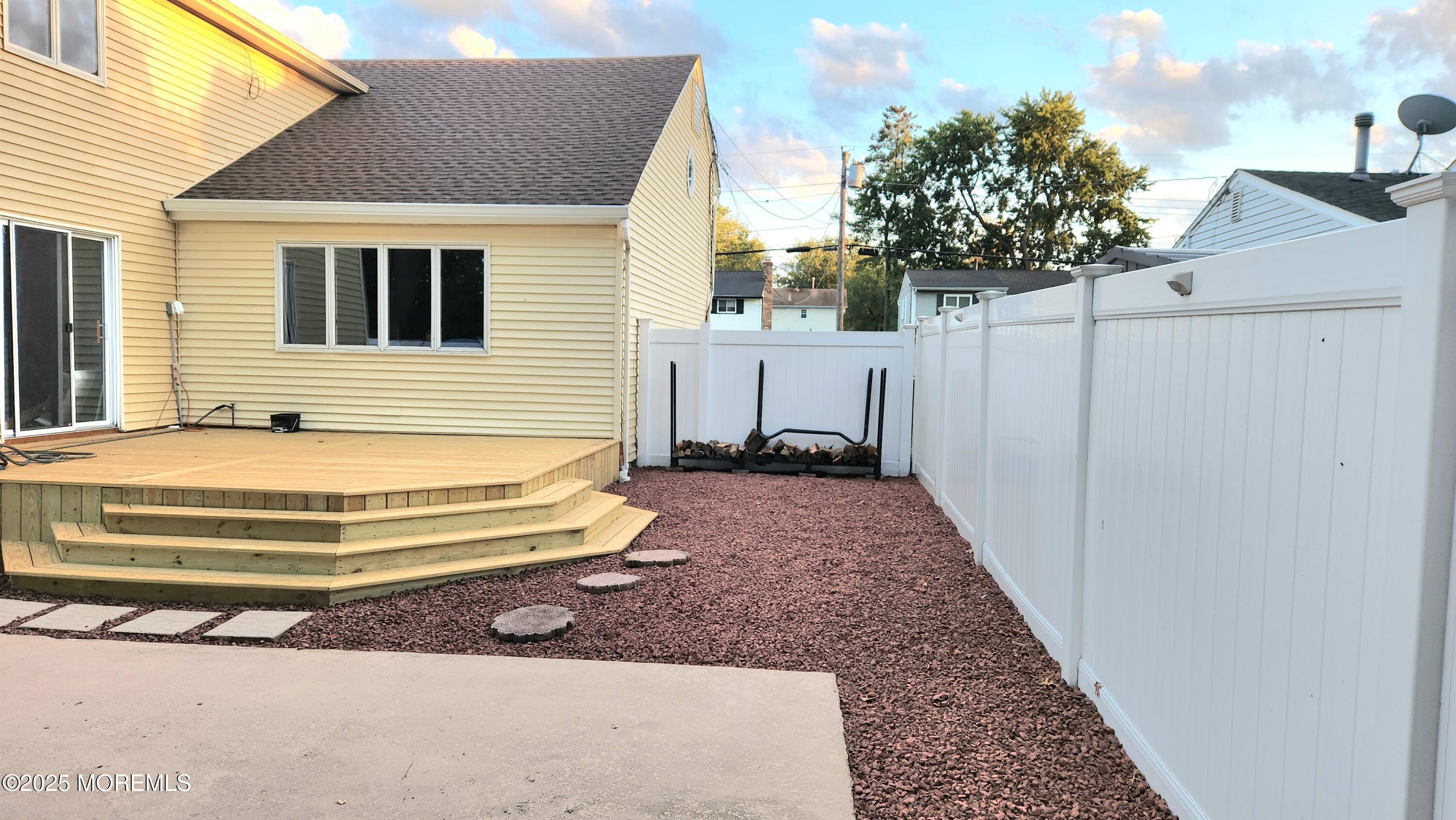 34 Hemlock Street