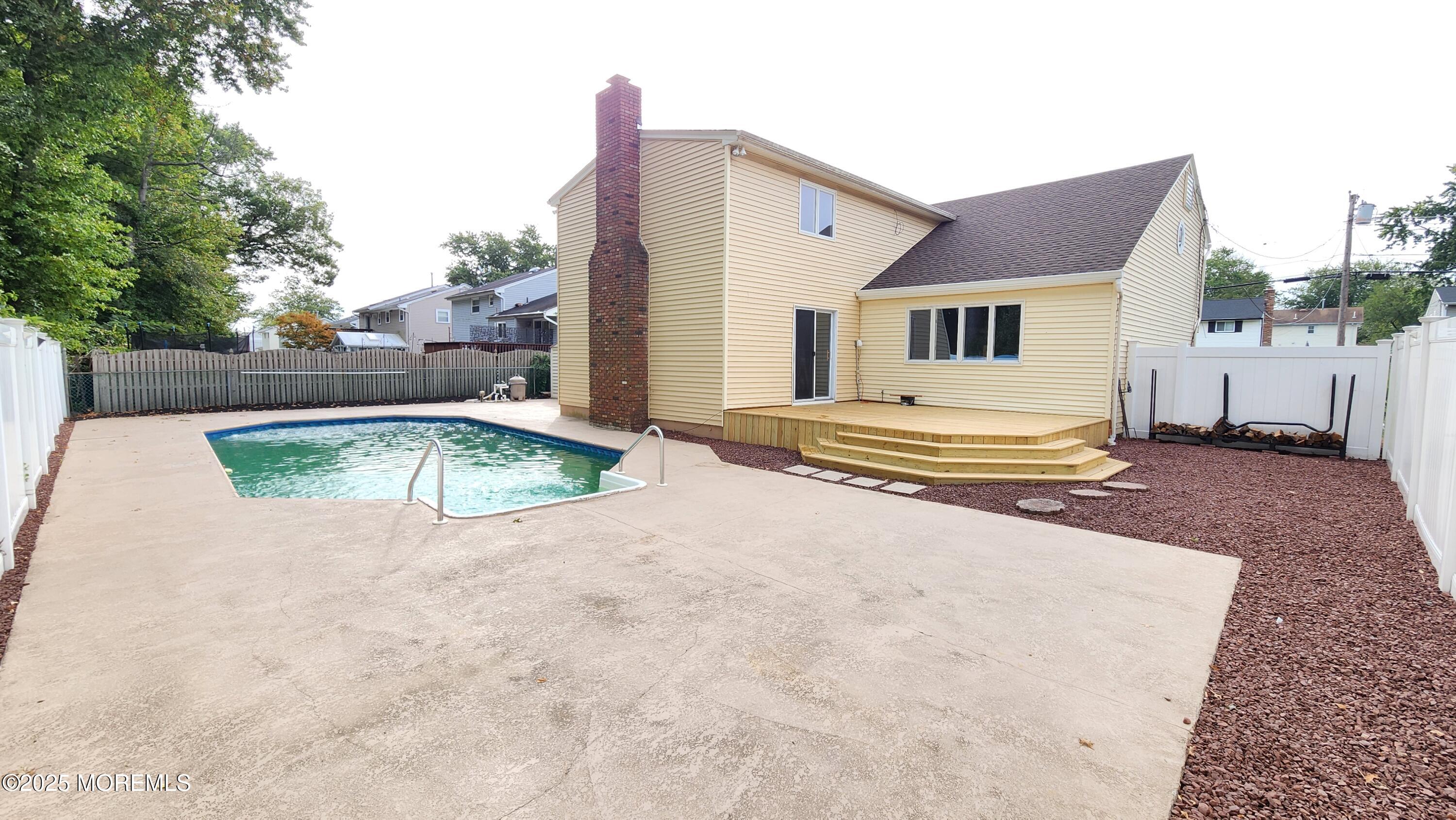 34 Hemlock Street
