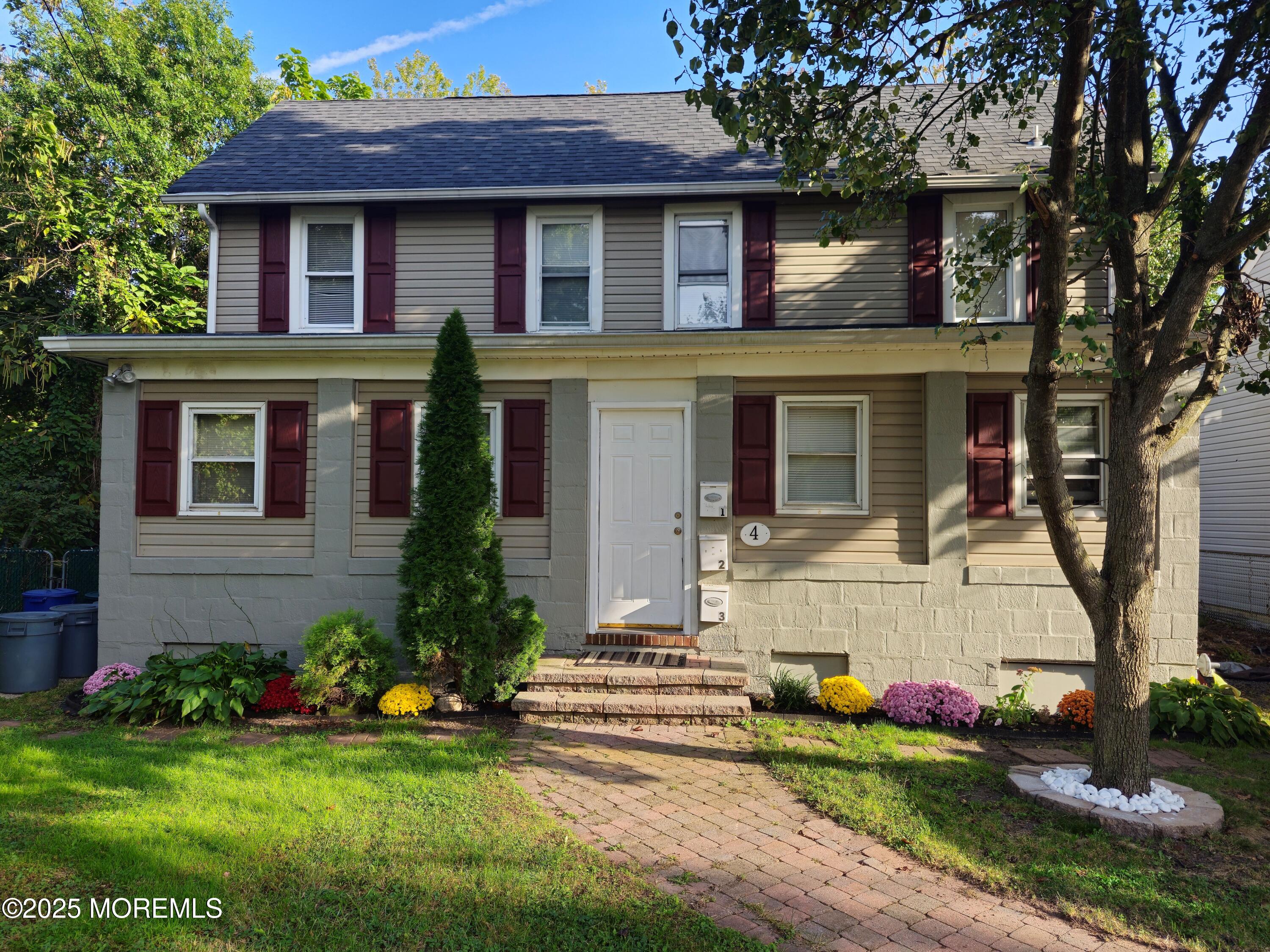 4 Saint James Place