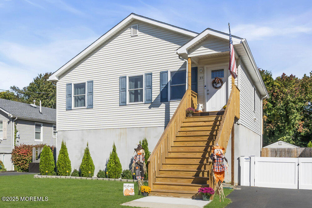 35 Willow Street, Port Monmouth