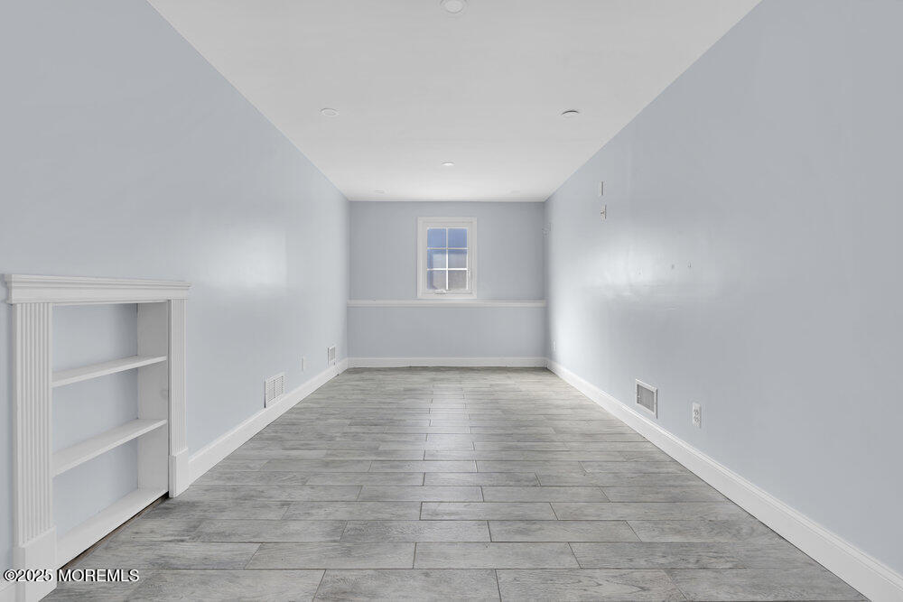 1 Salisbury Avenue, Middletown