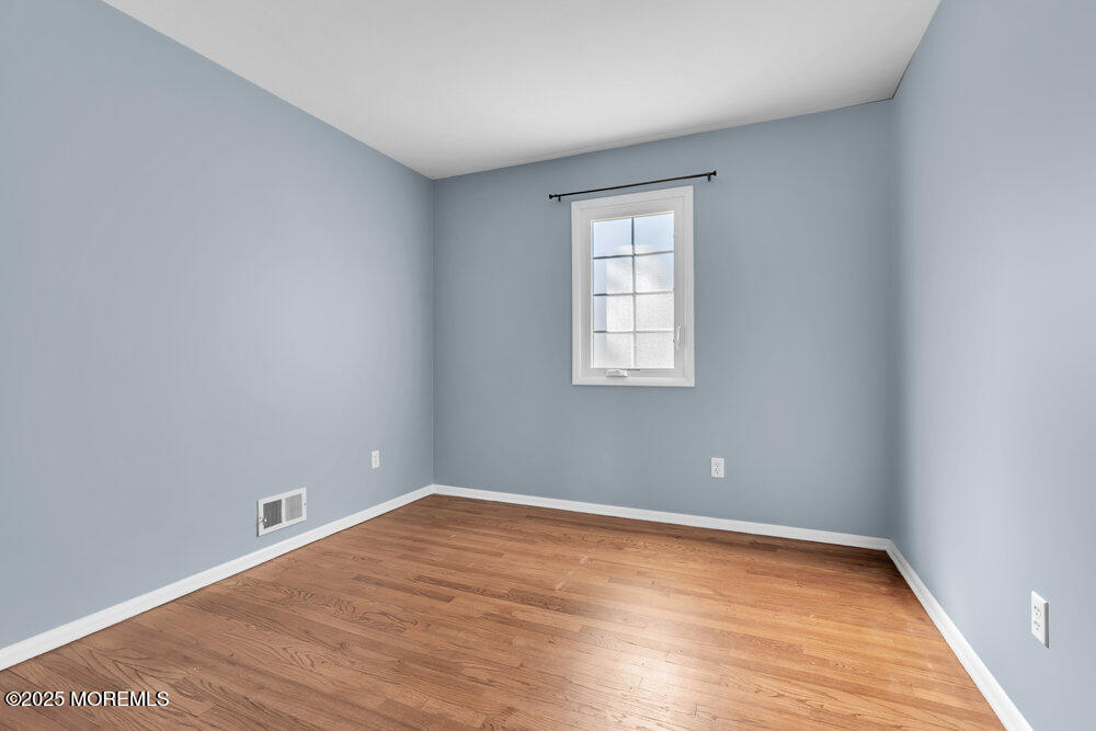 1 Salisbury Avenue, Middletown