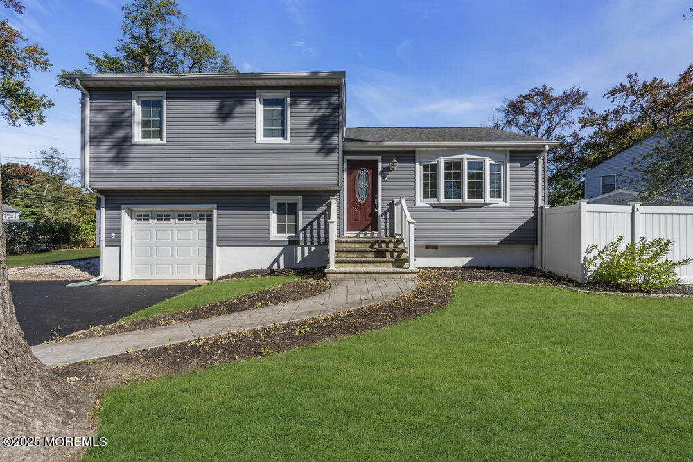 1 Salisbury Avenue, Middletown