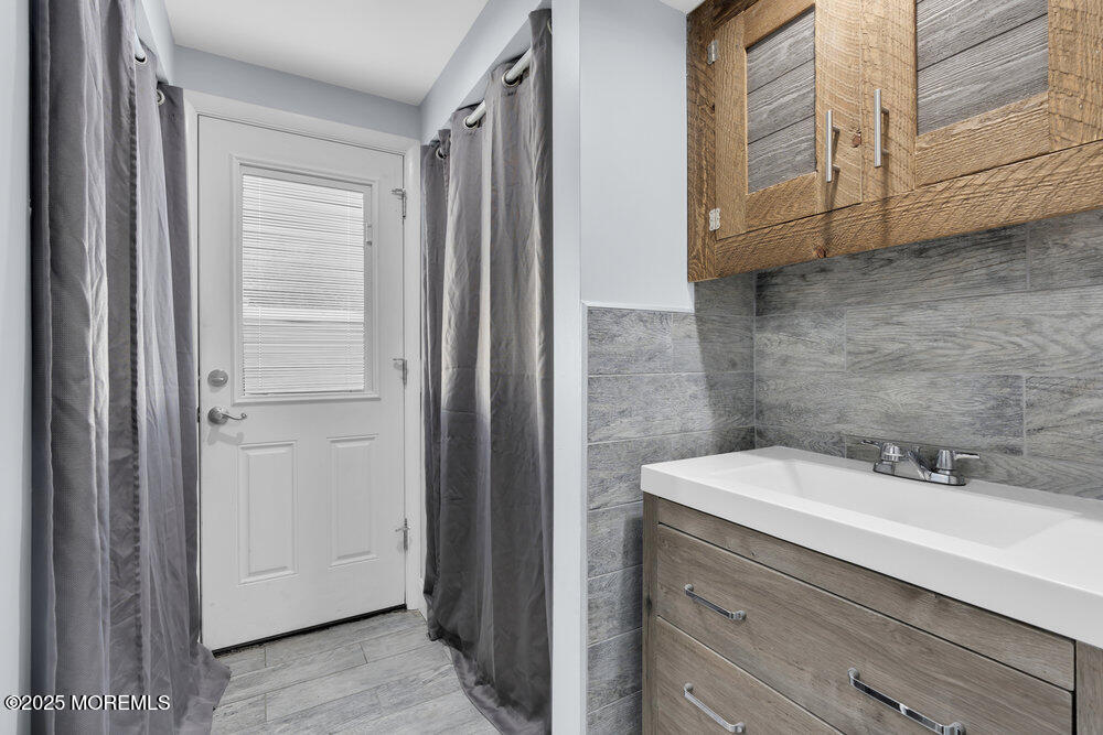 1 Salisbury Avenue, Middletown