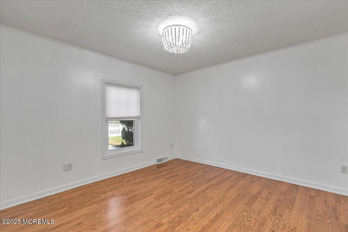 136 Sycamore Avenue, North Middletown