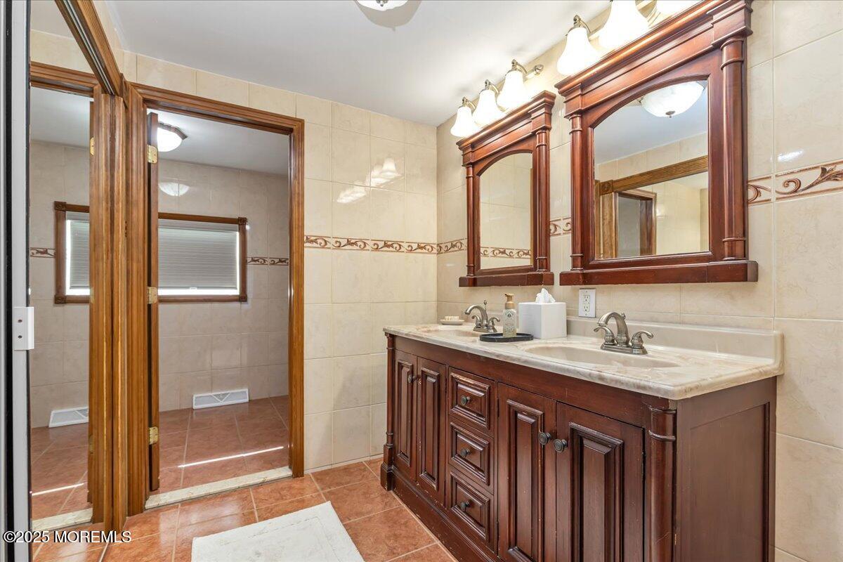 136 Sycamore Avenue, North Middletown