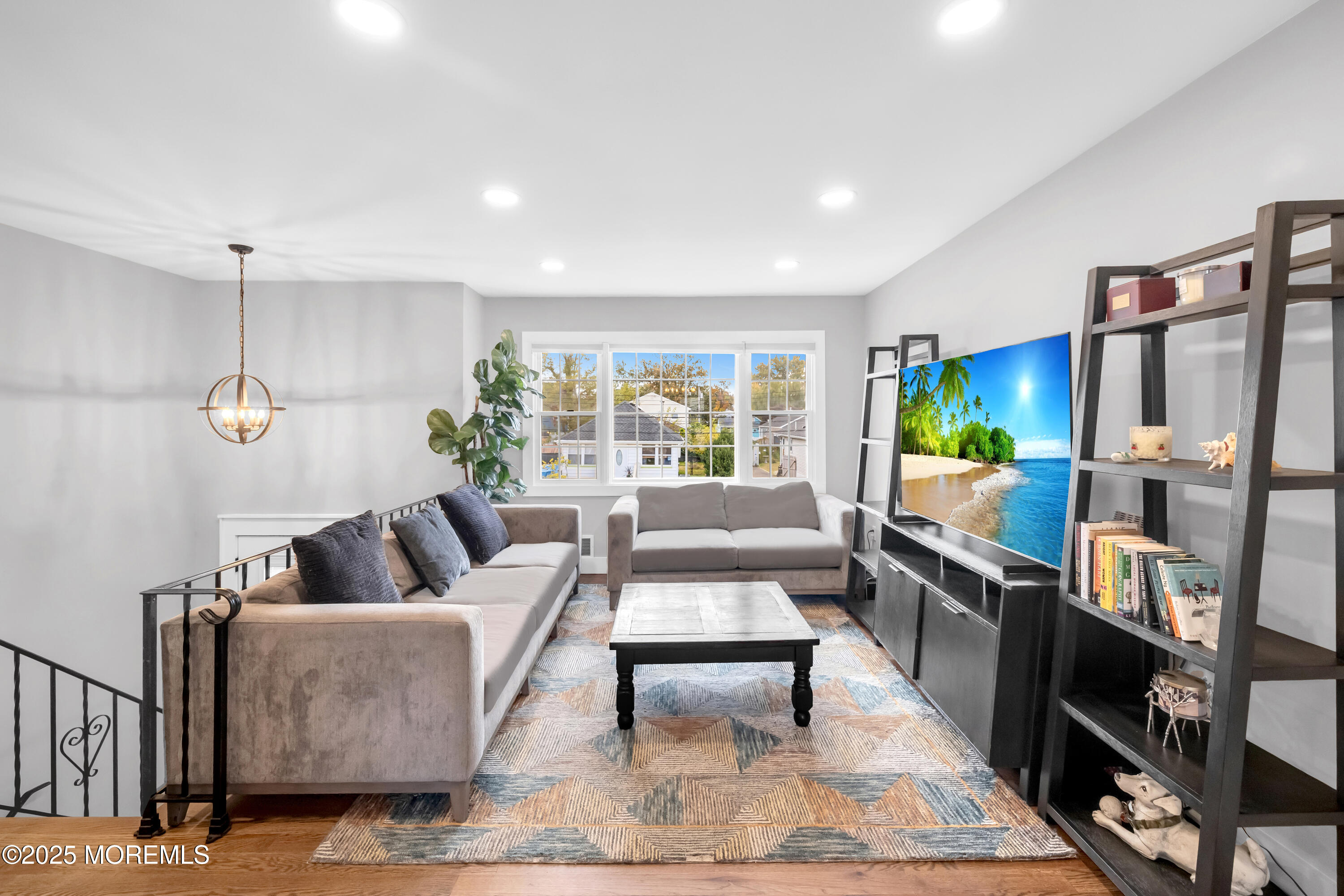 31 Monmouth Avenue, North Middletown