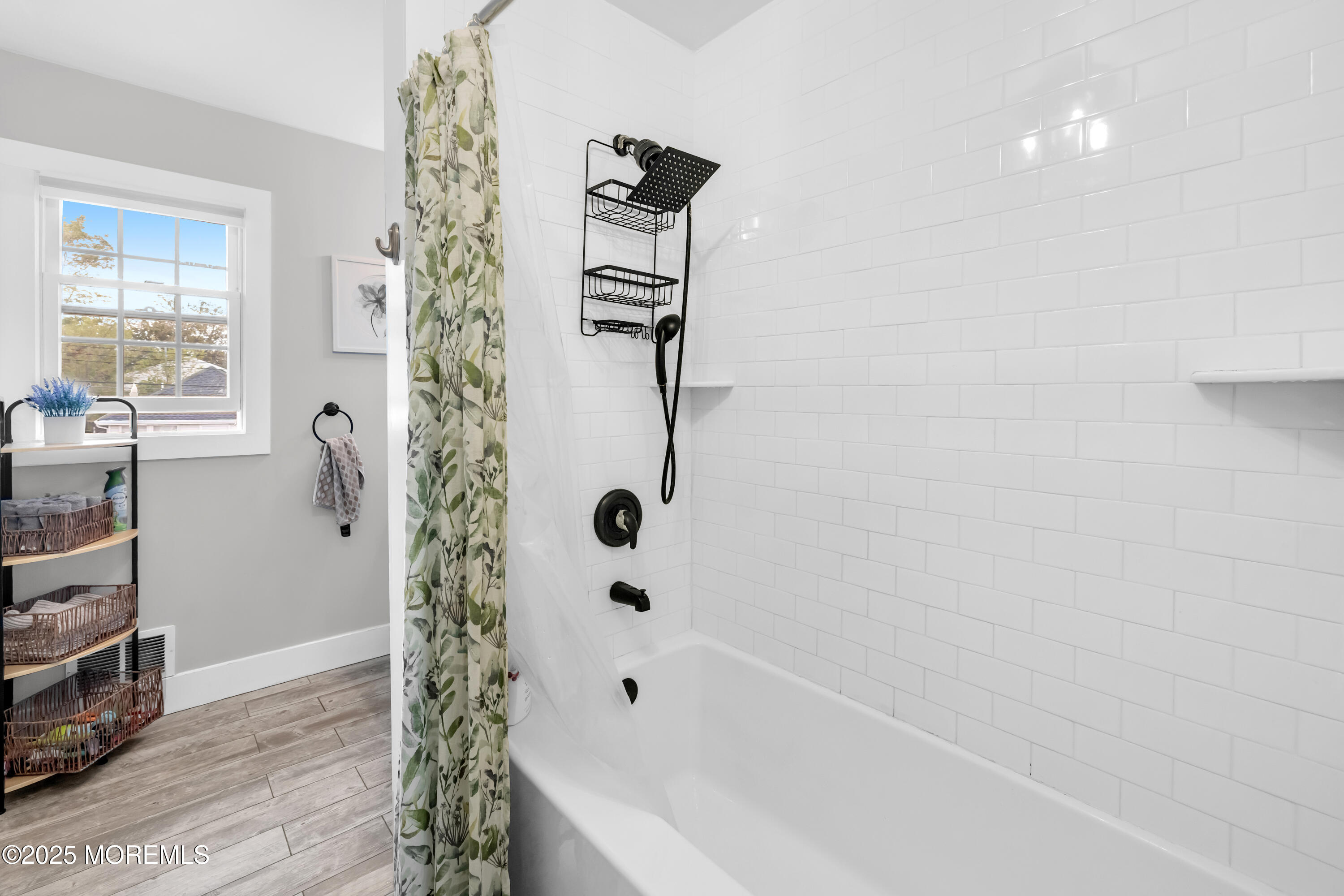 31 Monmouth Avenue, North Middletown