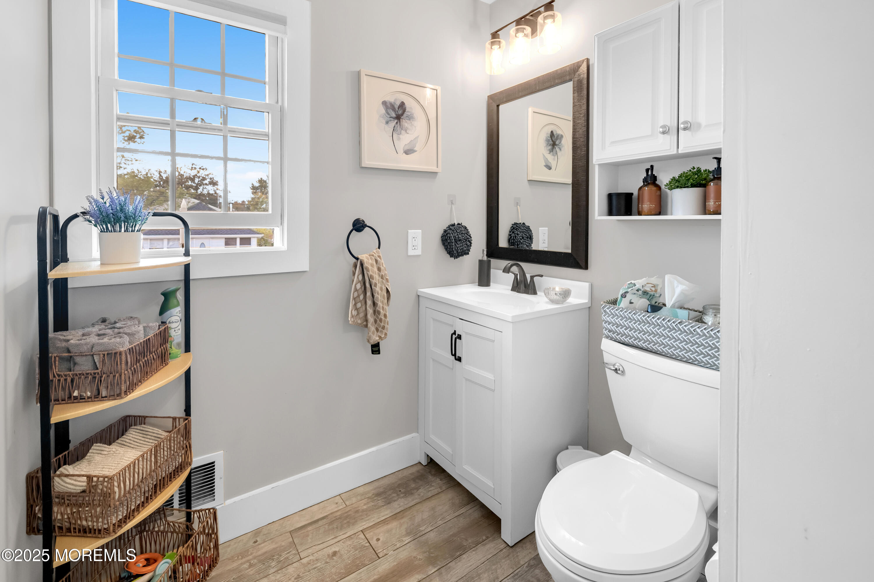 31 Monmouth Avenue, North Middletown