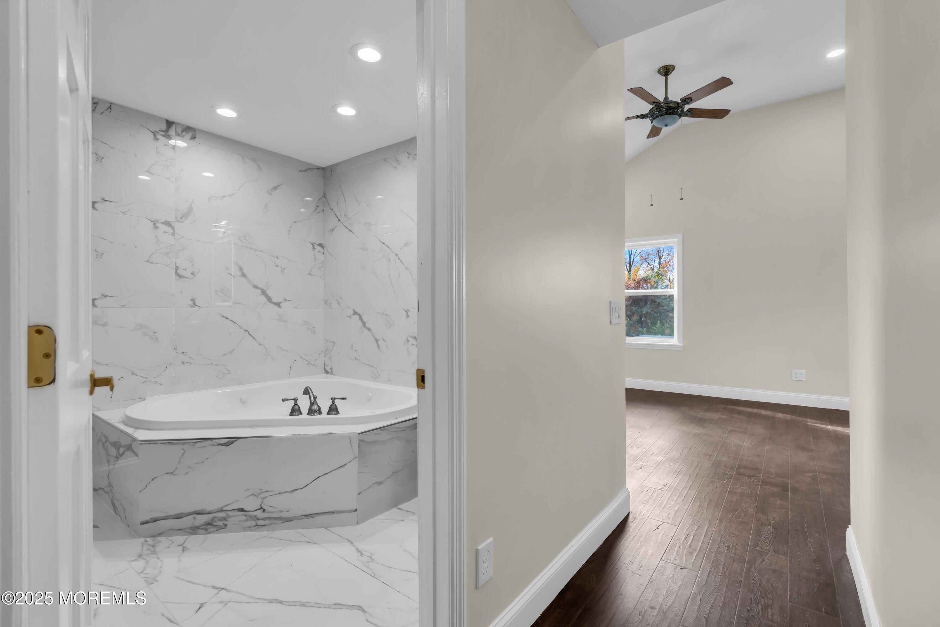 537 S Atlantic Avenue