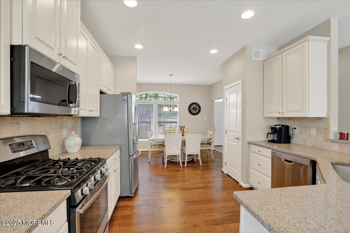 22 Jumping Brook Drive