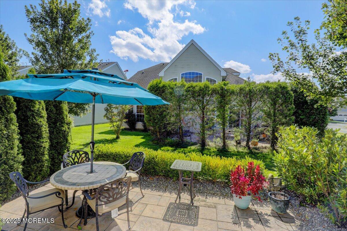 22 Jumping Brook Drive