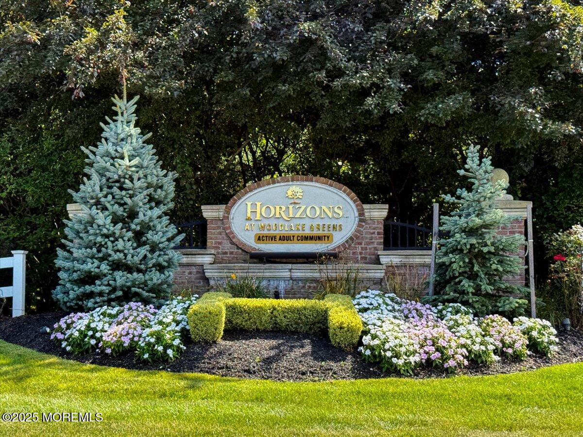 22 Jumping Brook Drive