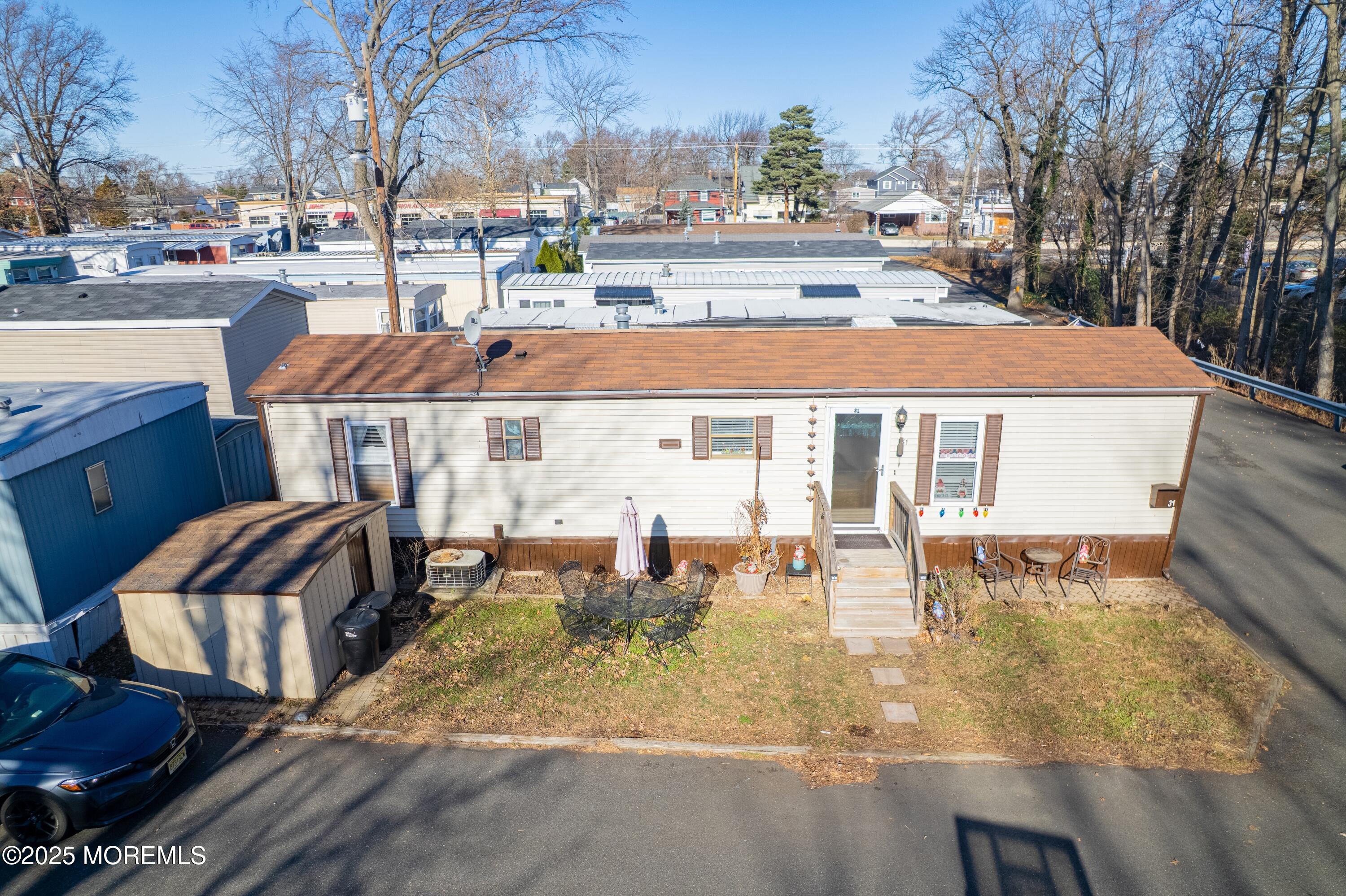 31 Sams Trailer Ct Court