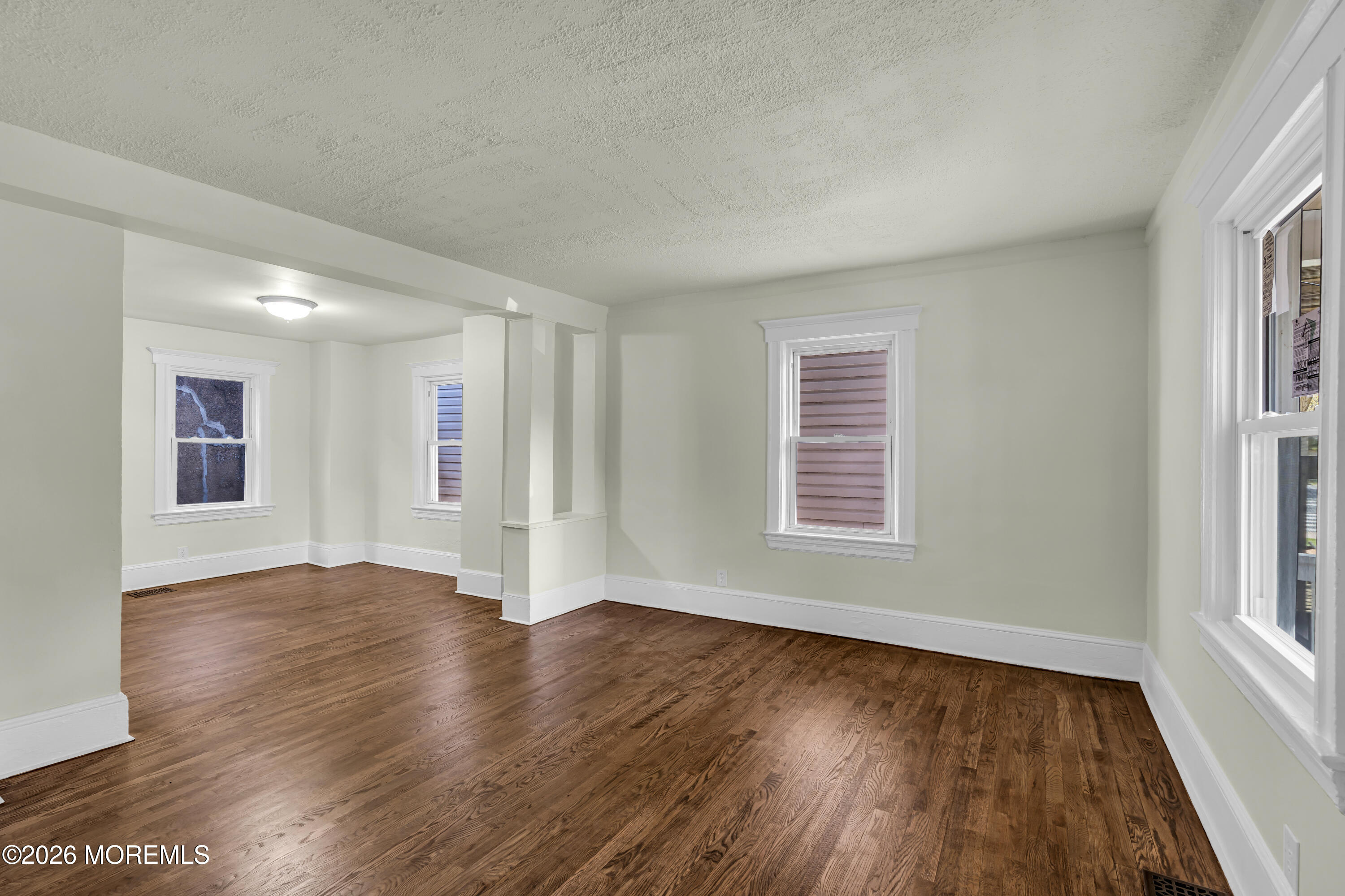 303 Comstock Street