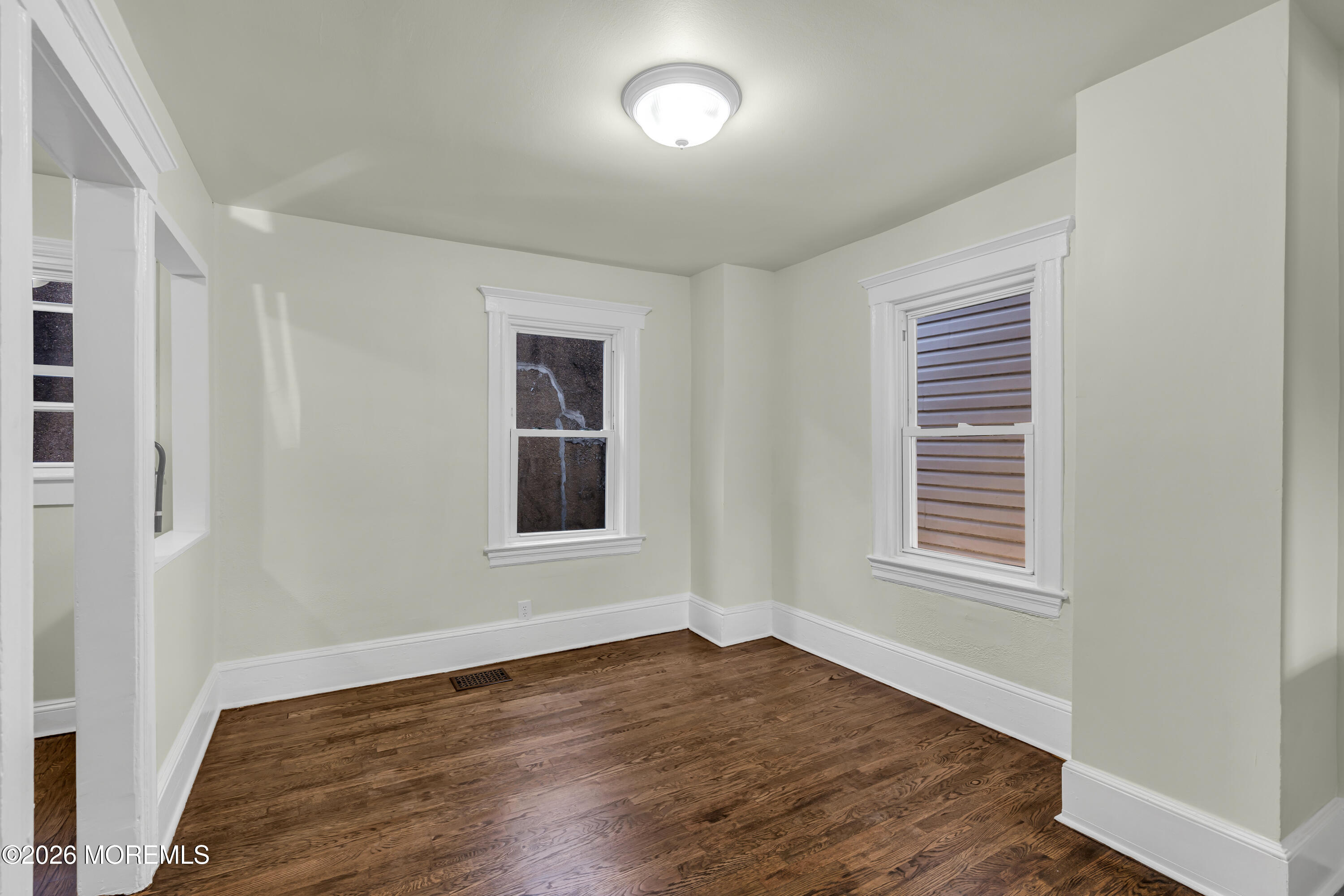 303 Comstock Street