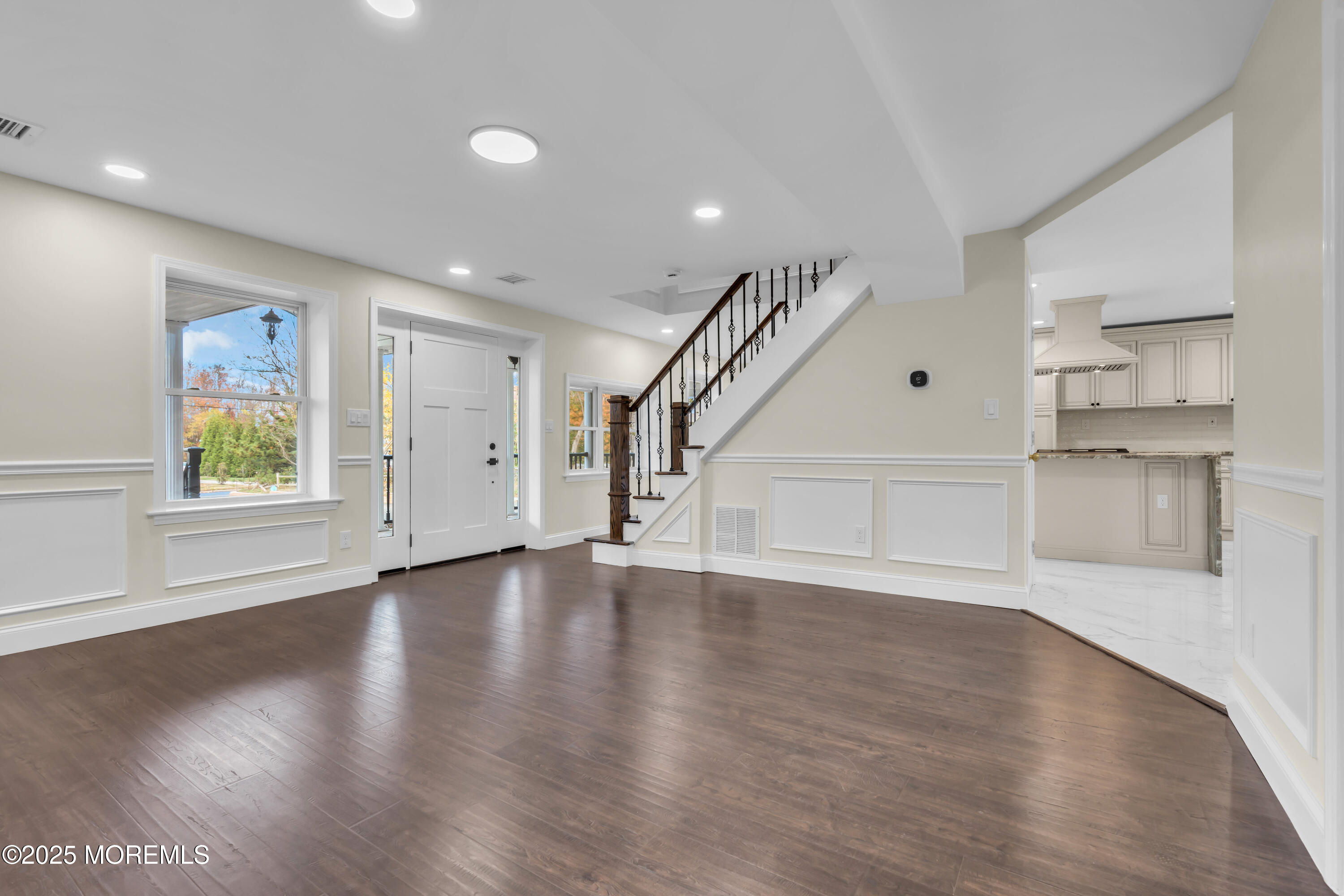 537 S Atlantic Avenue