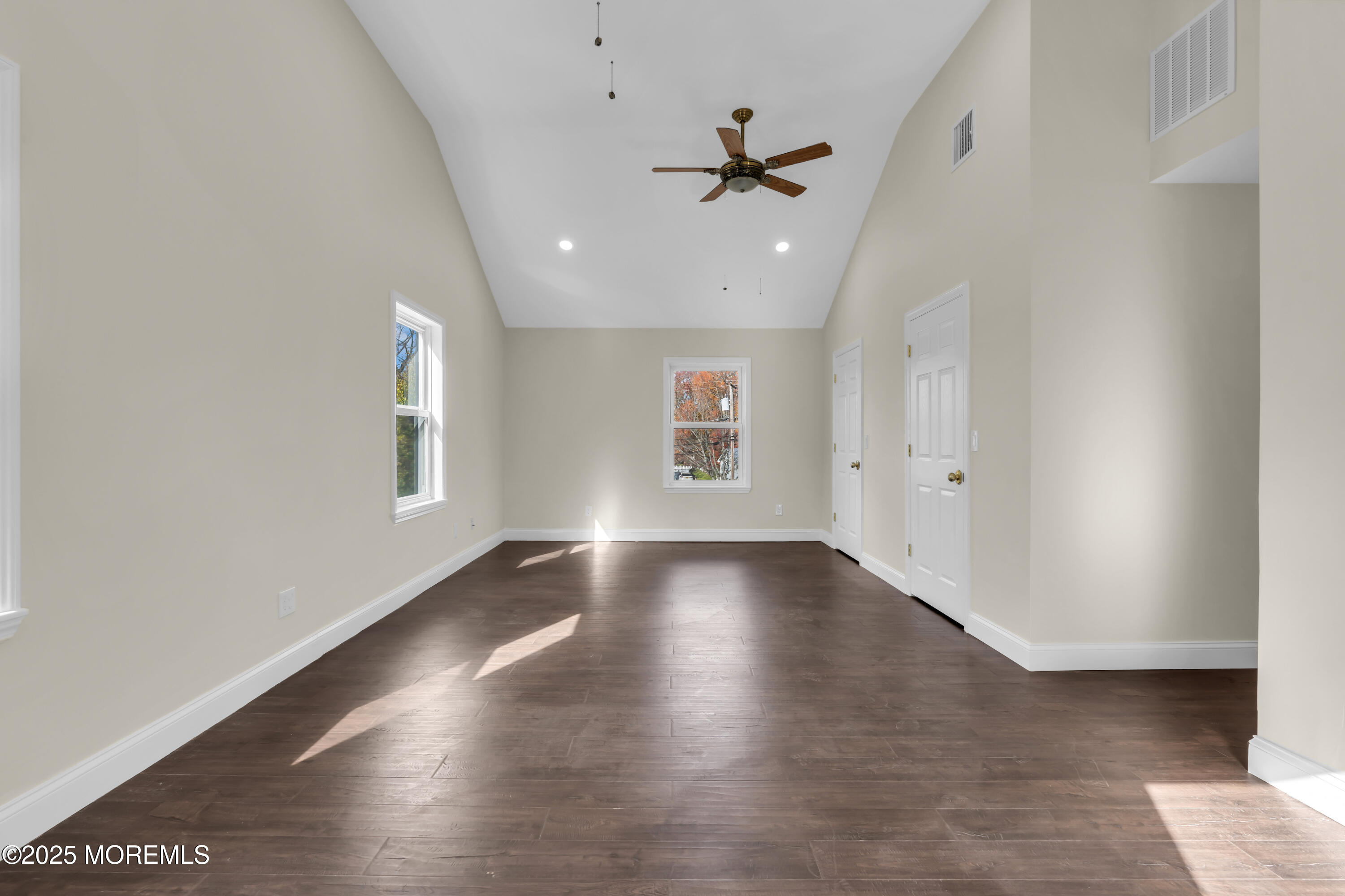 537 S Atlantic Avenue