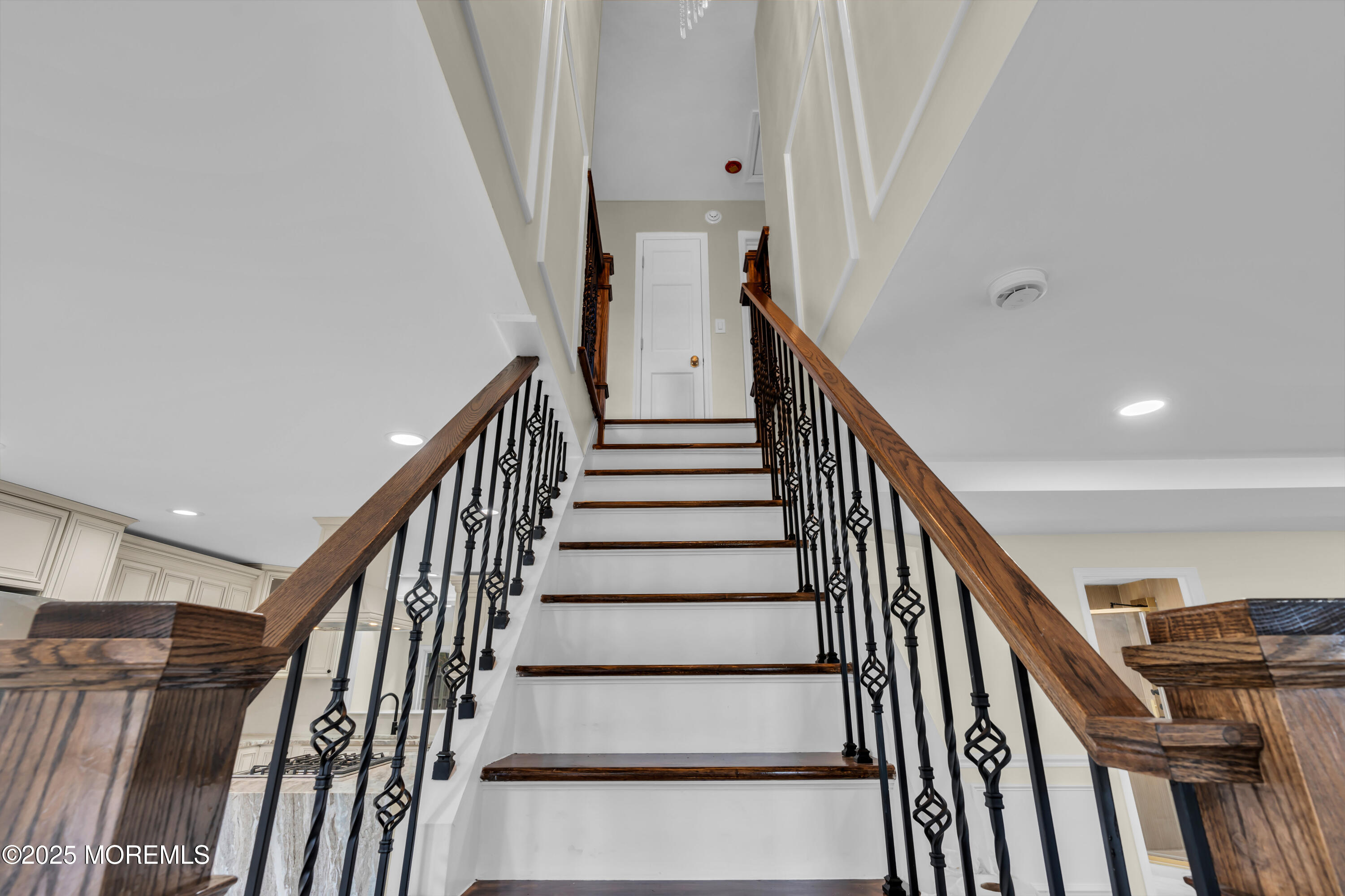 537 S Atlantic Avenue