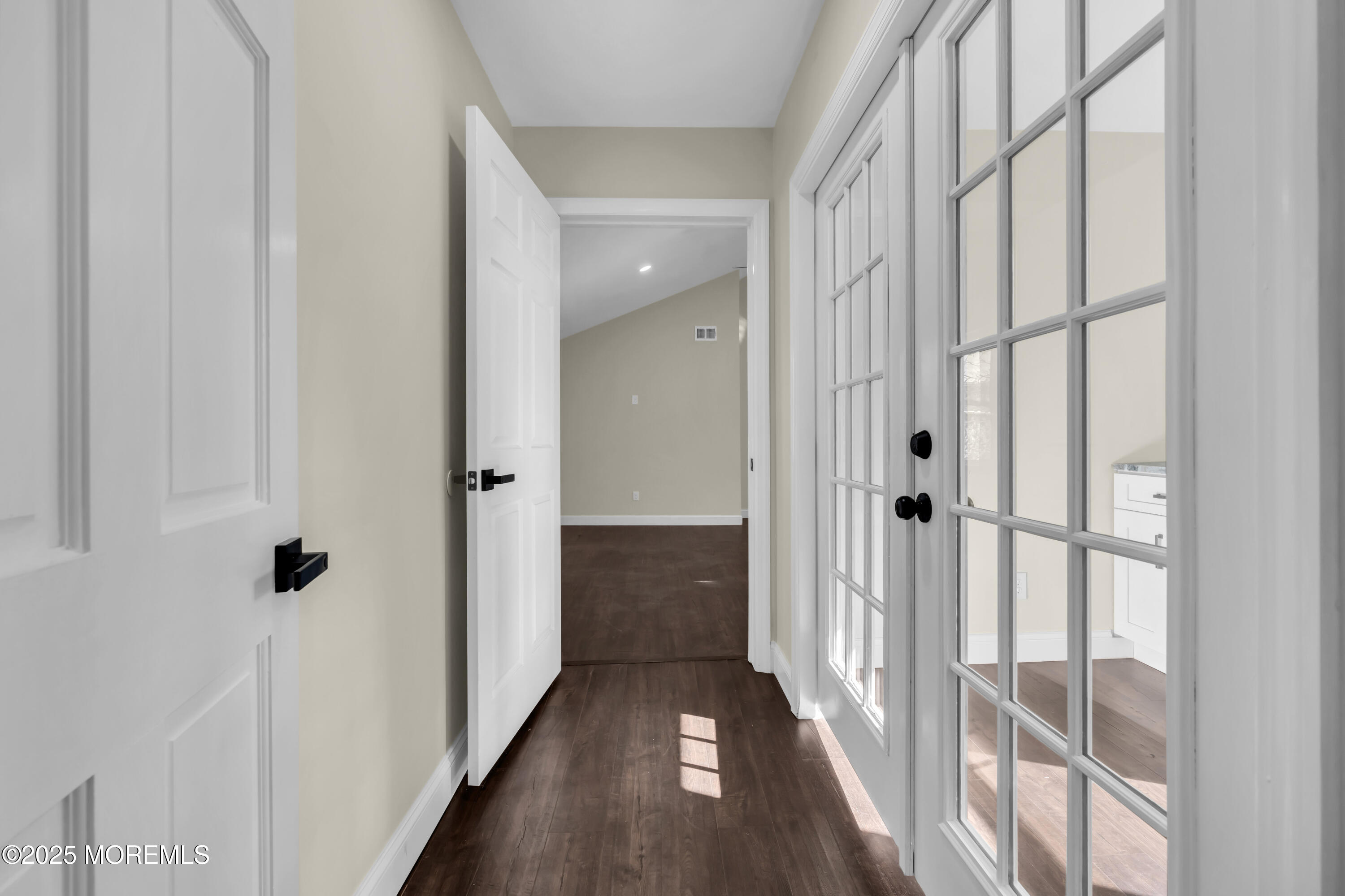 537 S Atlantic Avenue