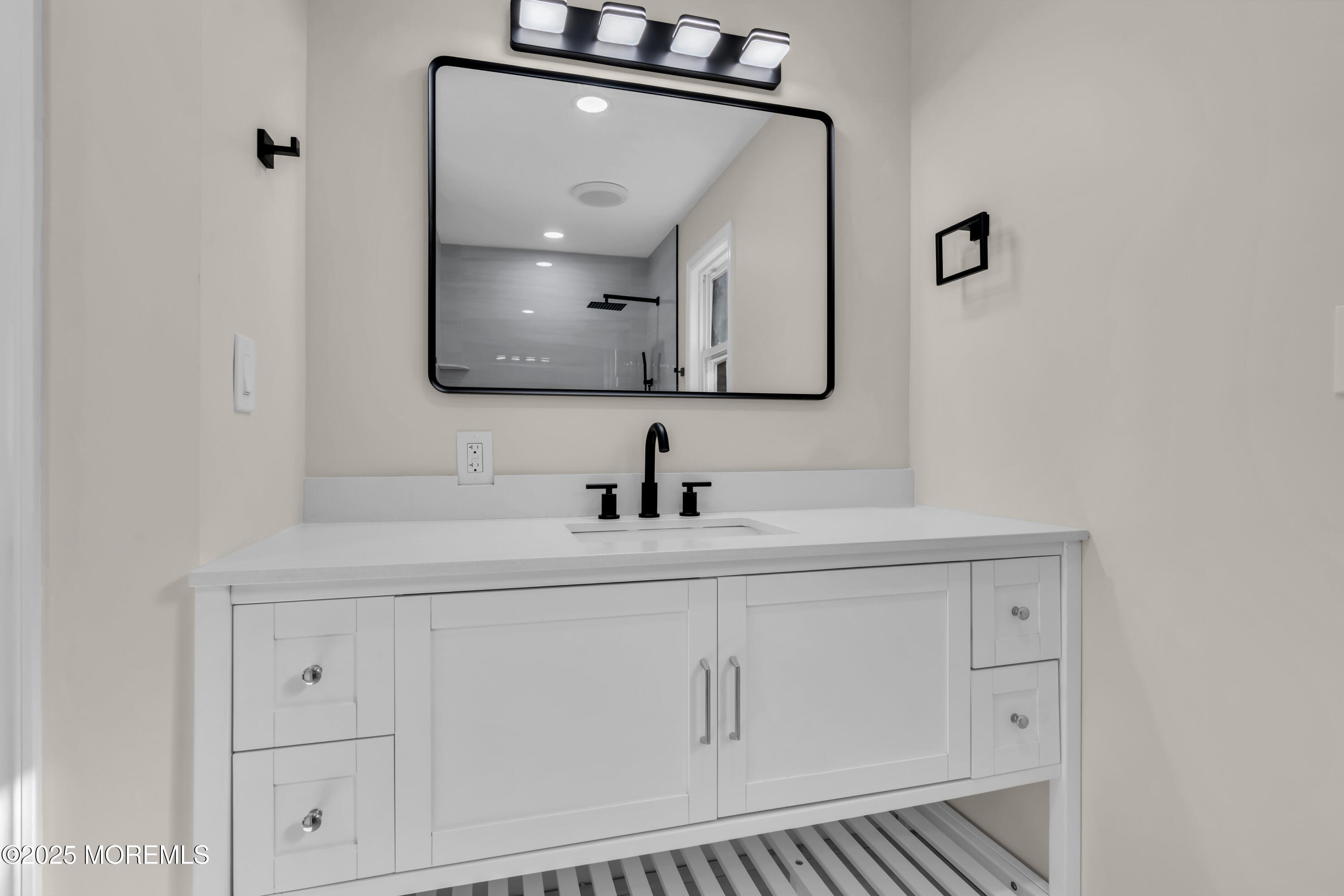 537 S Atlantic Avenue