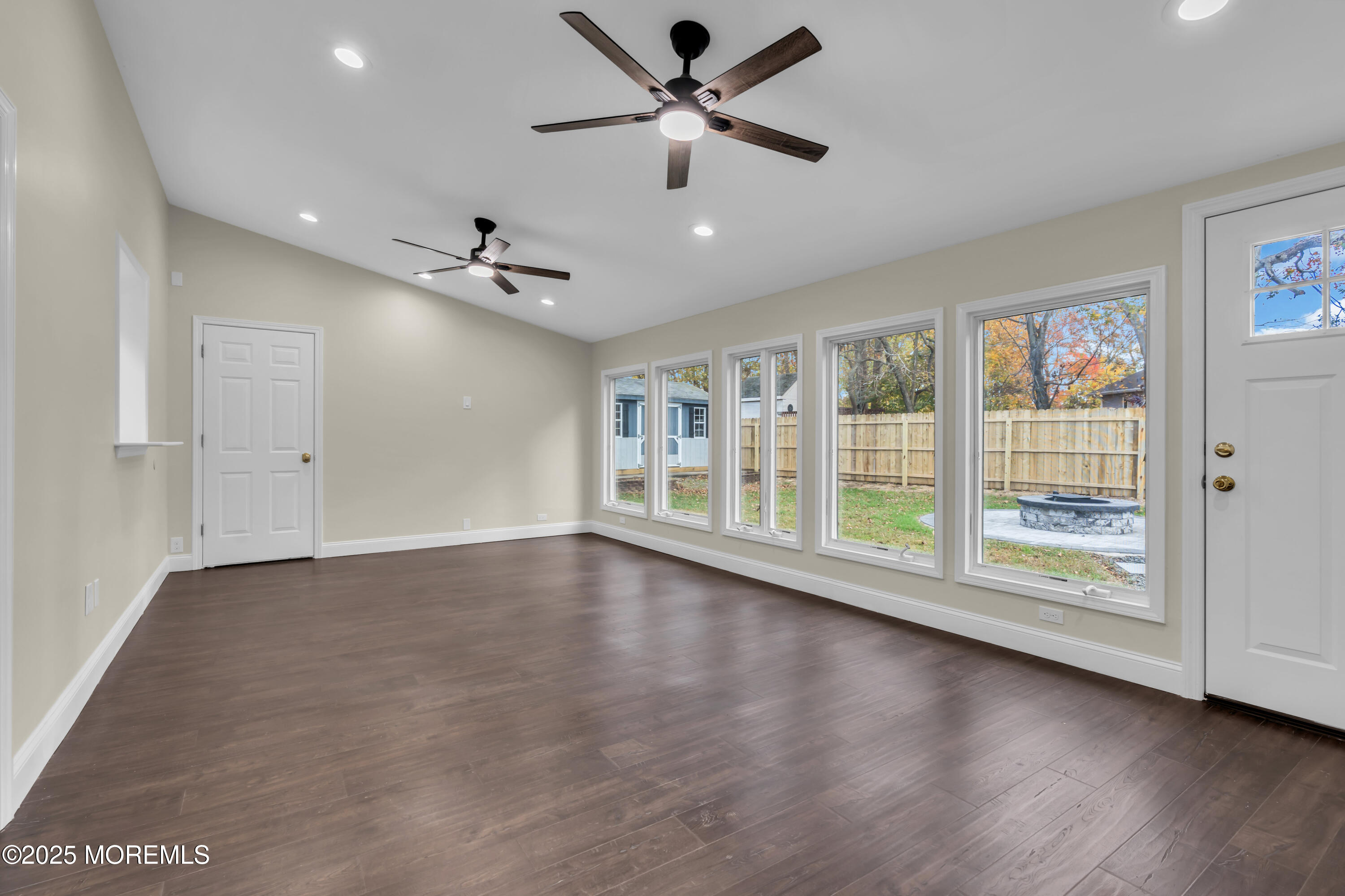 537 S Atlantic Avenue