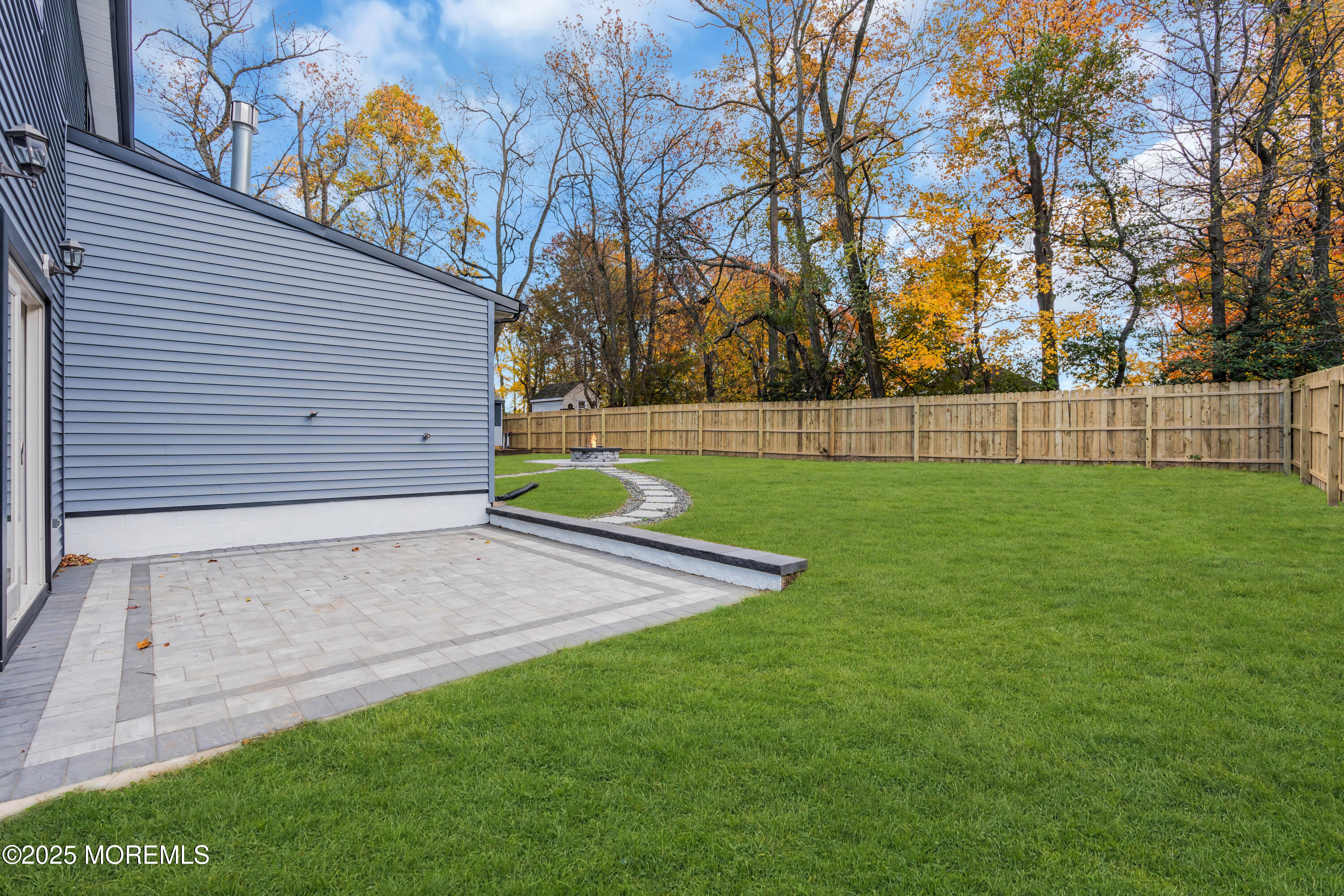 537 S Atlantic Avenue