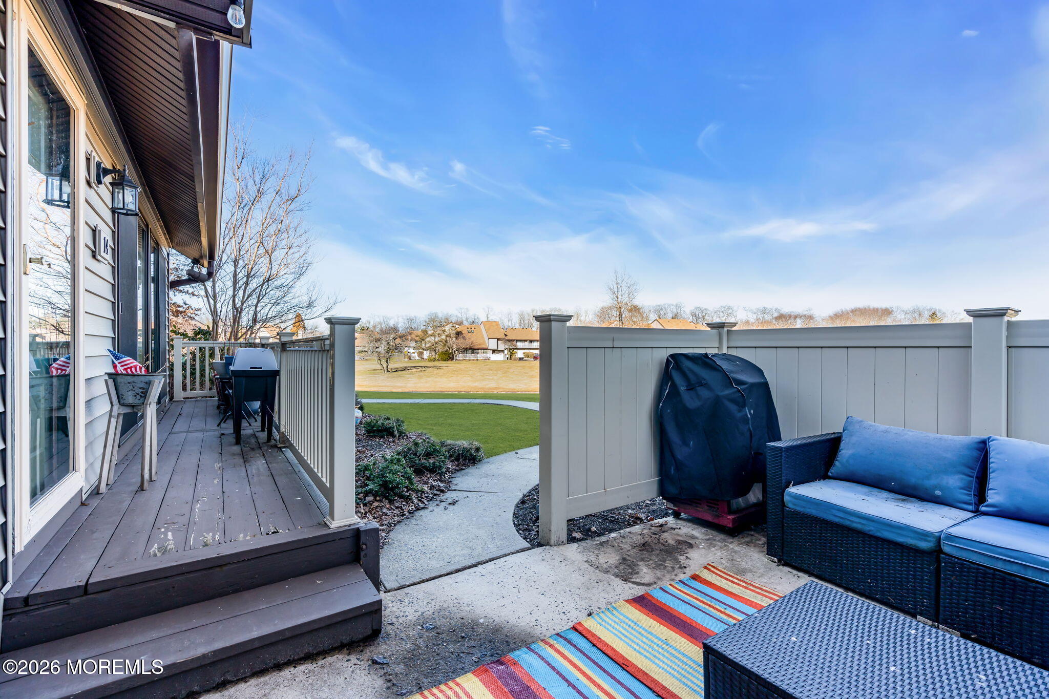 14 Cotswold Circle 8