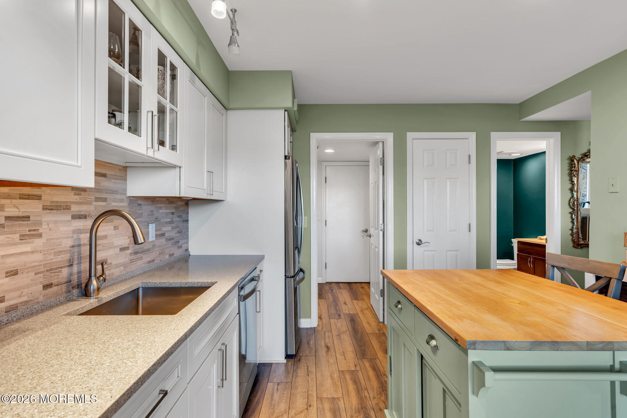 14 Cotswold Circle 8