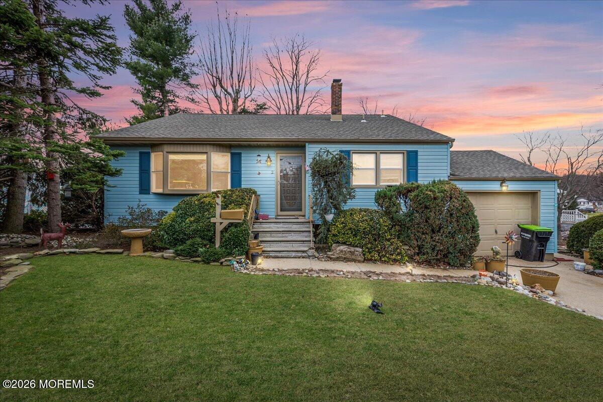 2 Clark Drive