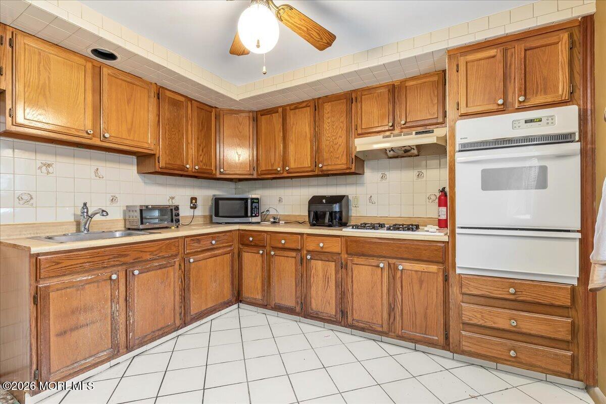 2 Clark Drive