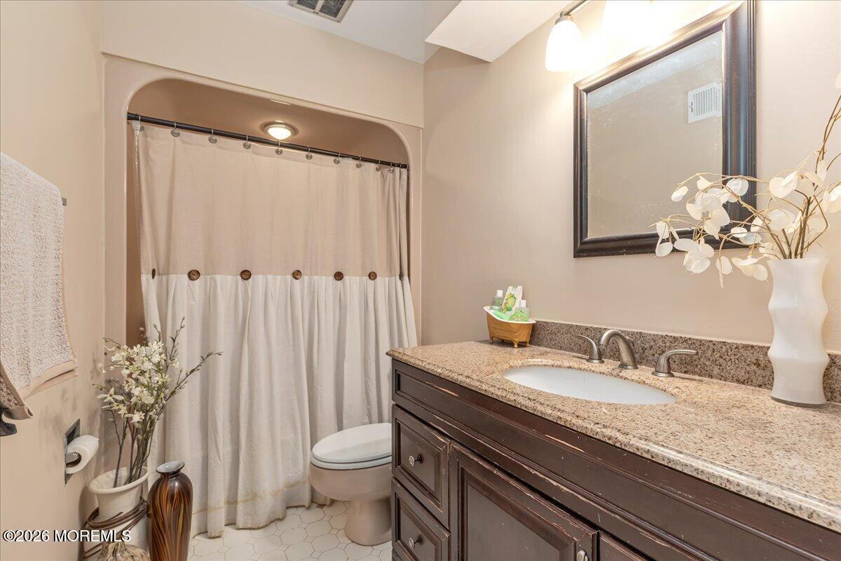 56 Maddaket Court 56