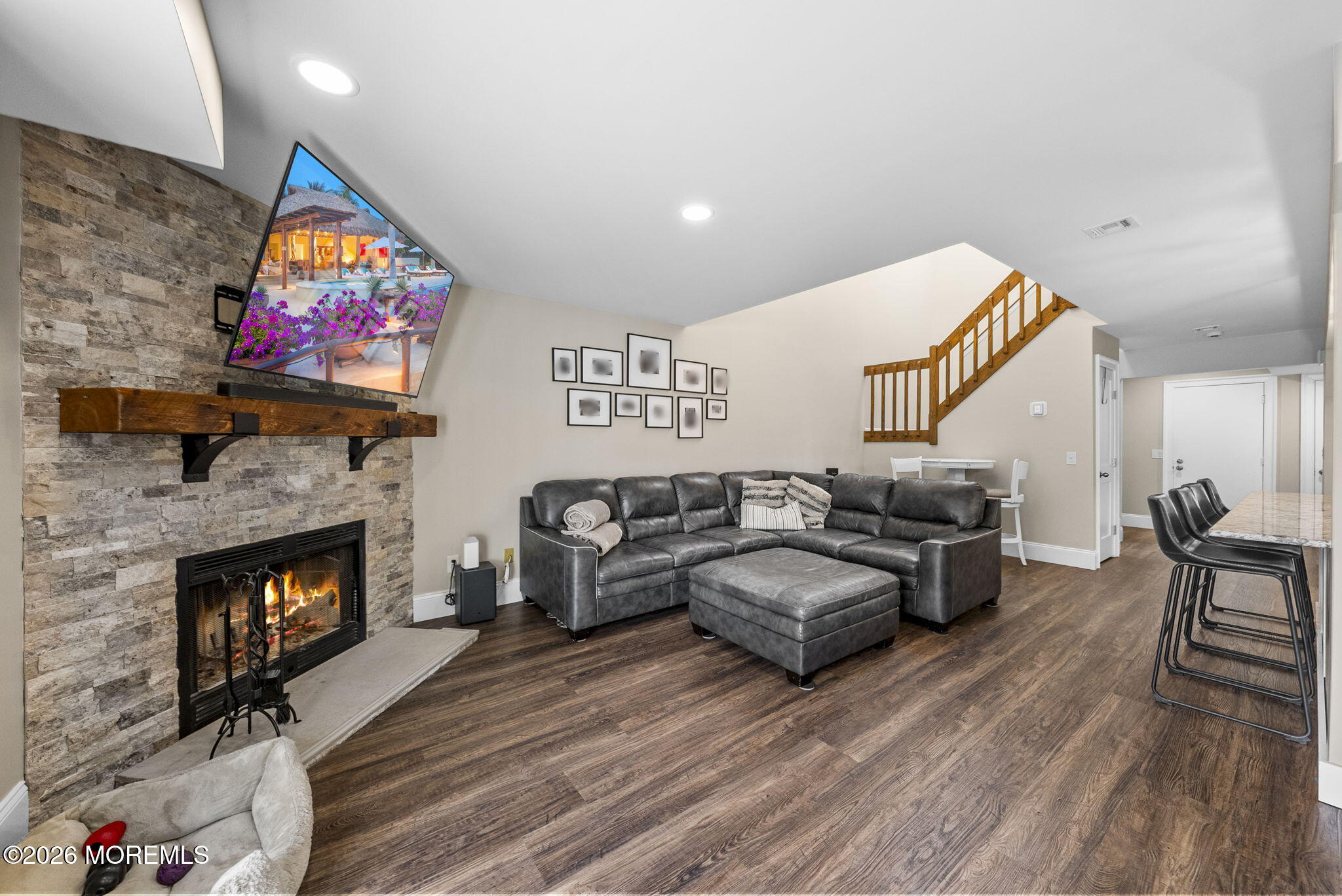19 Rambling Meadow Court