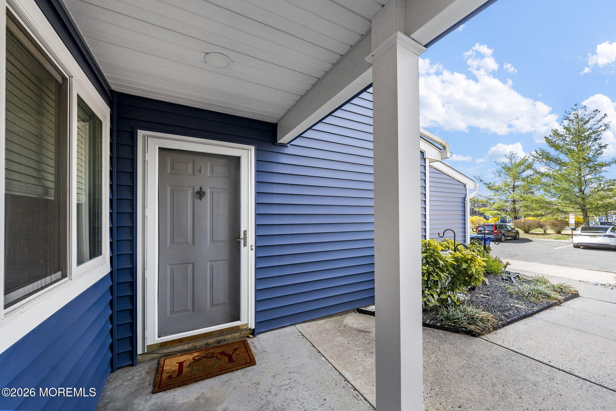 19 Rambling Meadow Court
