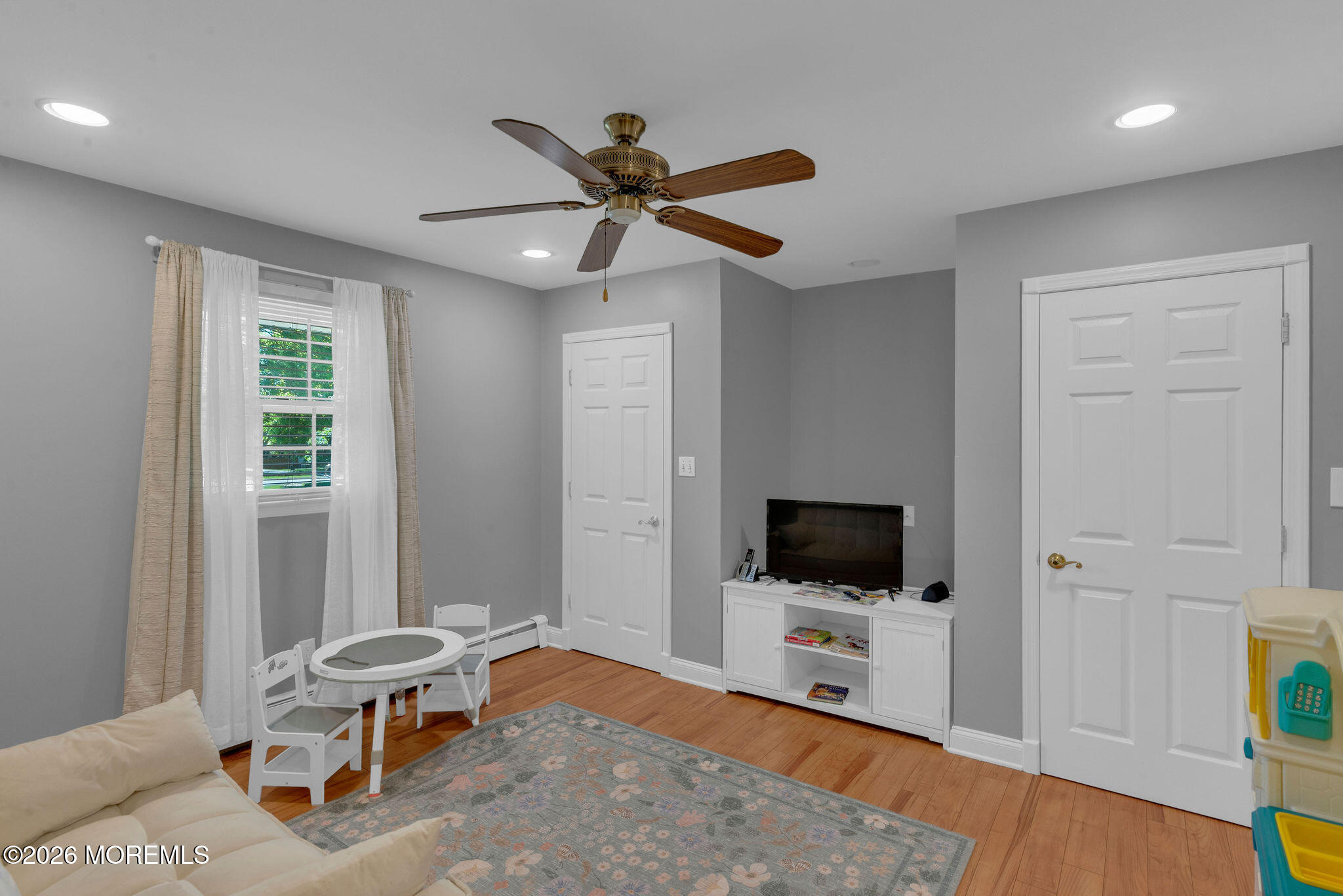 121 Brittany Drive