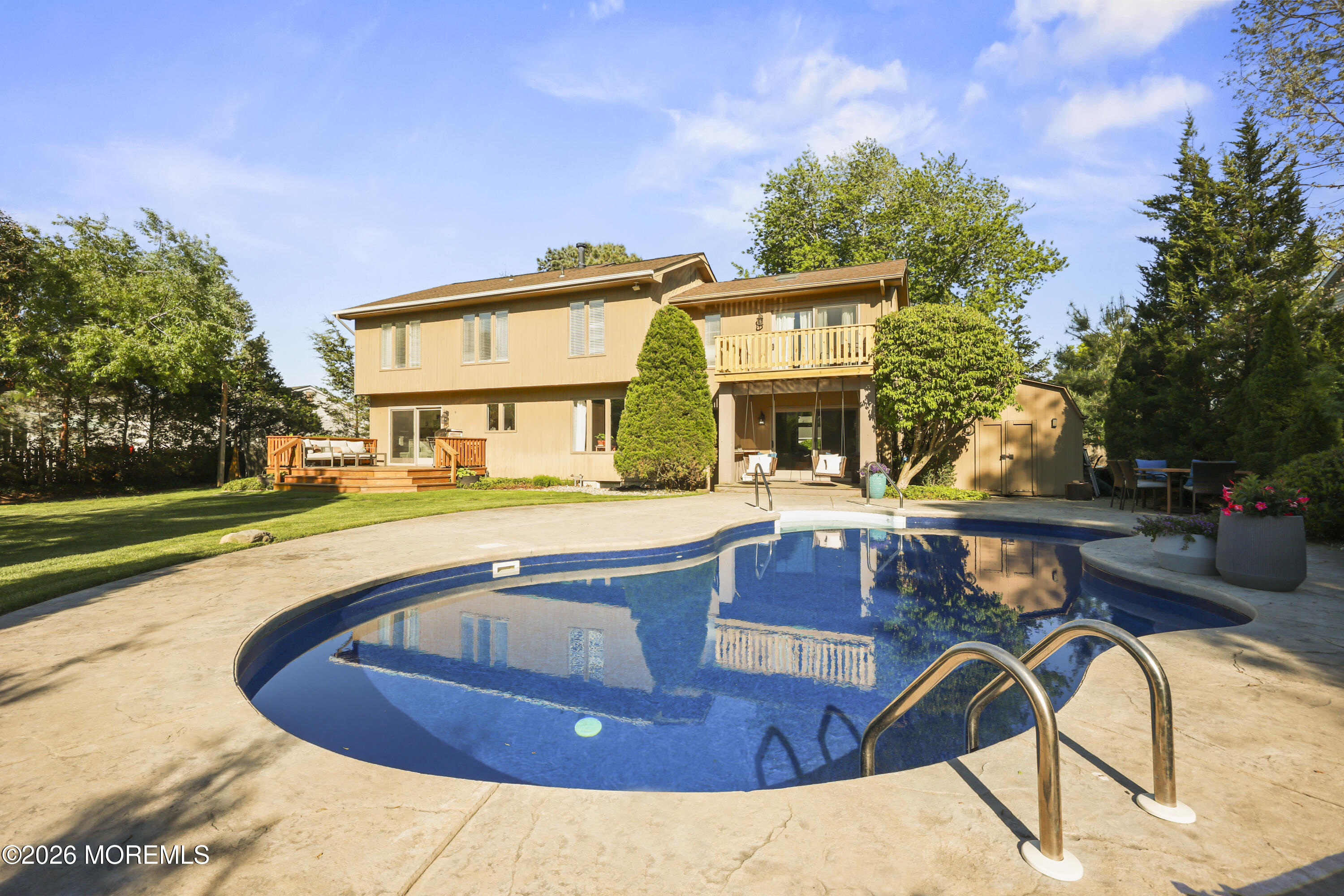 710 Wellesley Road