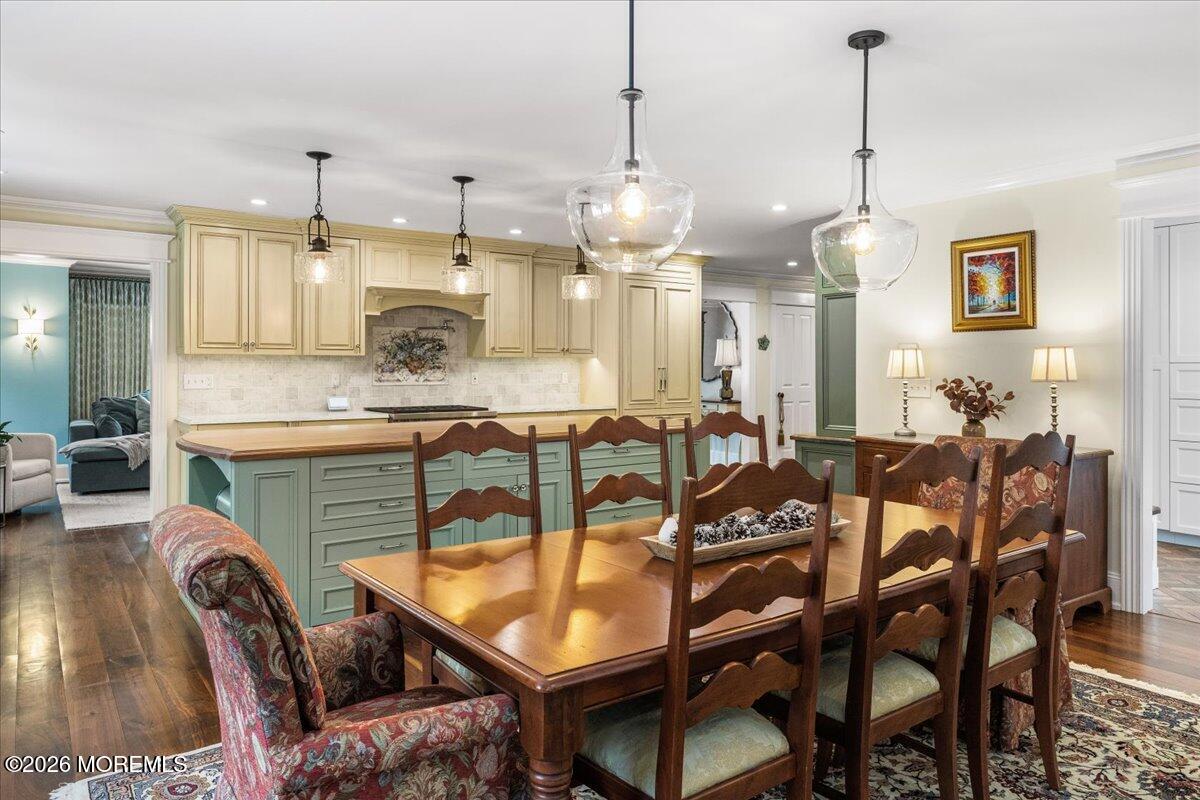 27 Fox Hill Road