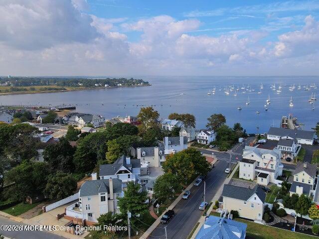 100 1st Street 11