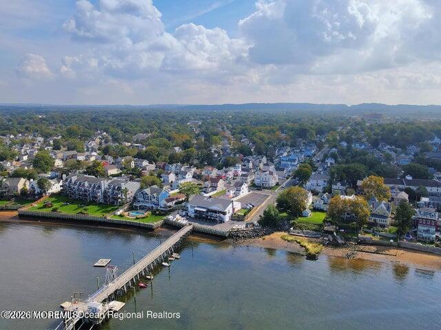 100 1st Street 11