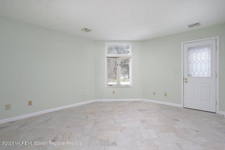 100 1st Street 11