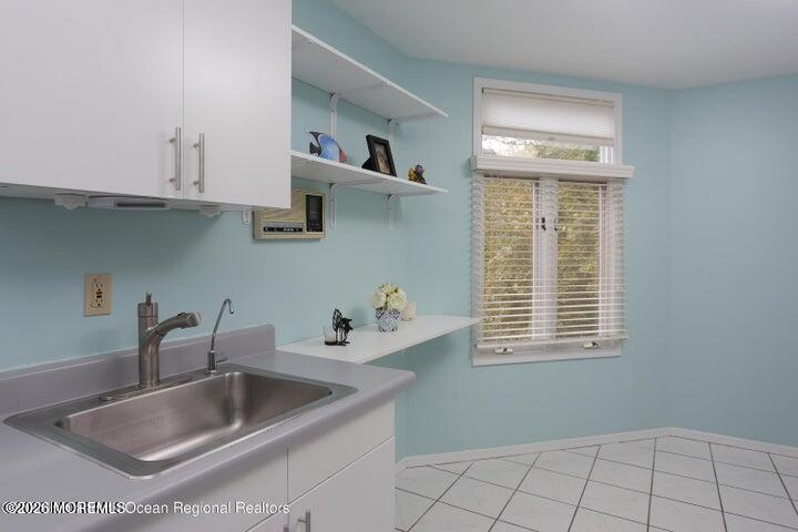 100 1st Street 11