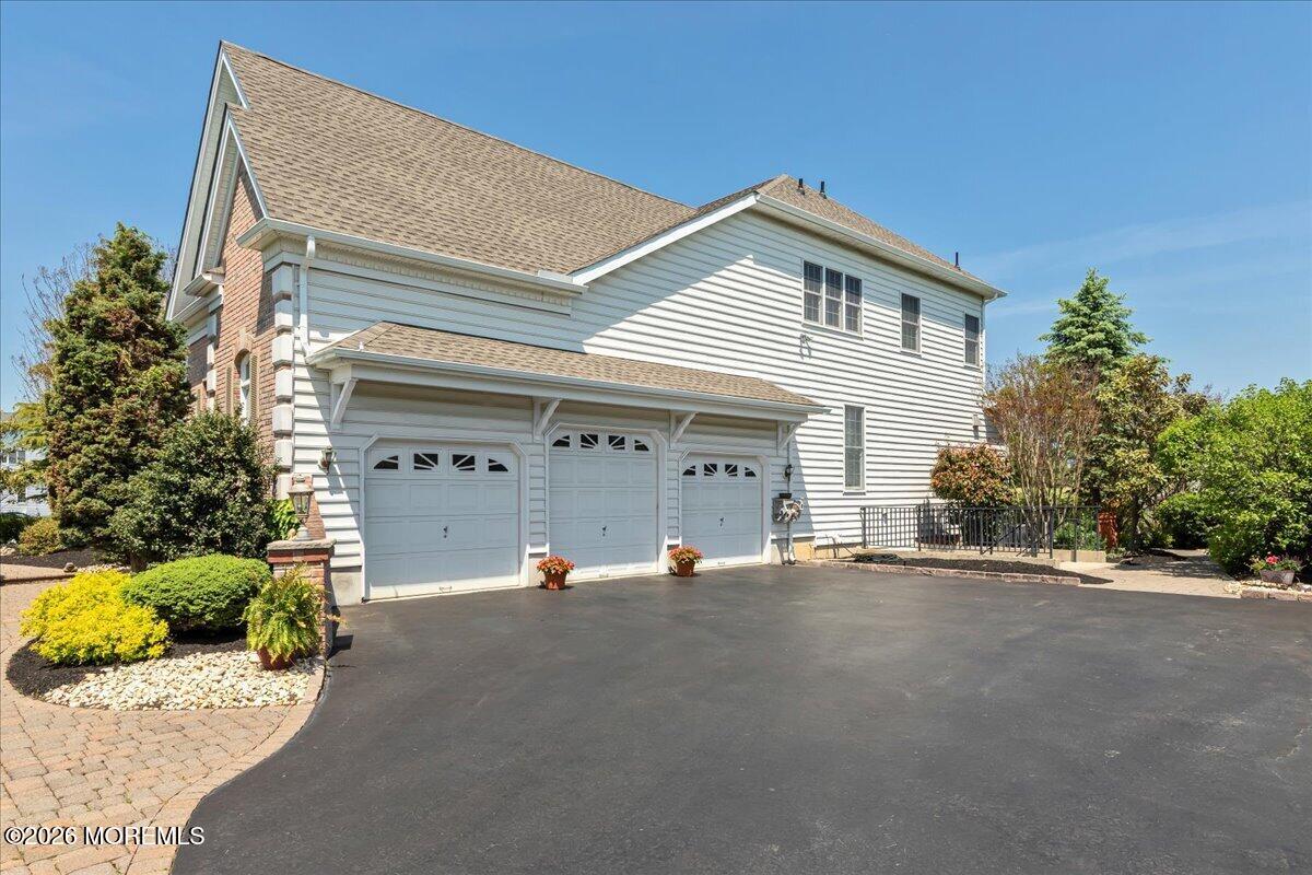 4 Apple Blossom Lane